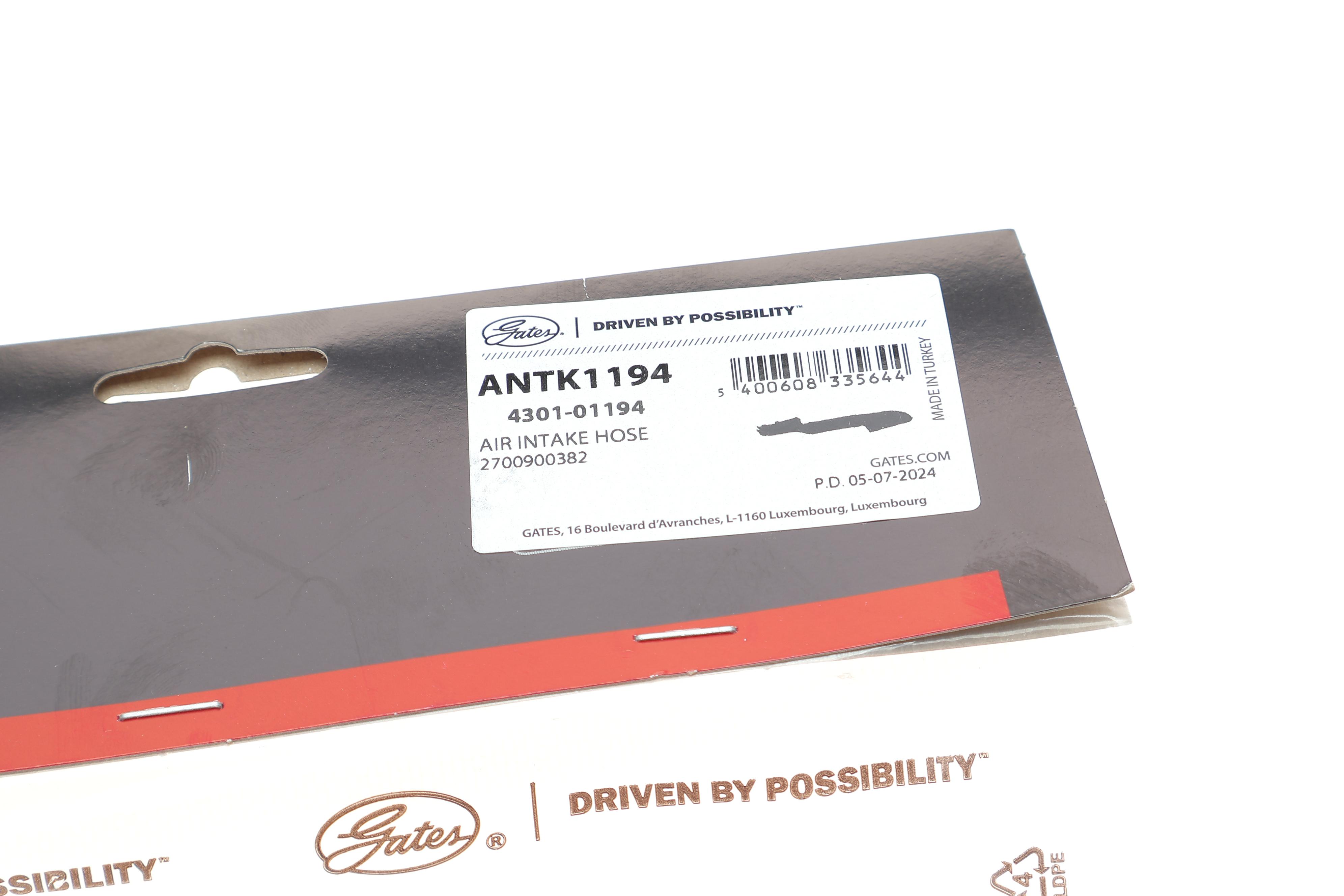 Патрубок фільтра повітряного MB A-class (W176)/B-class (W246/W242) 1.6/2.0 (M270) 11-18