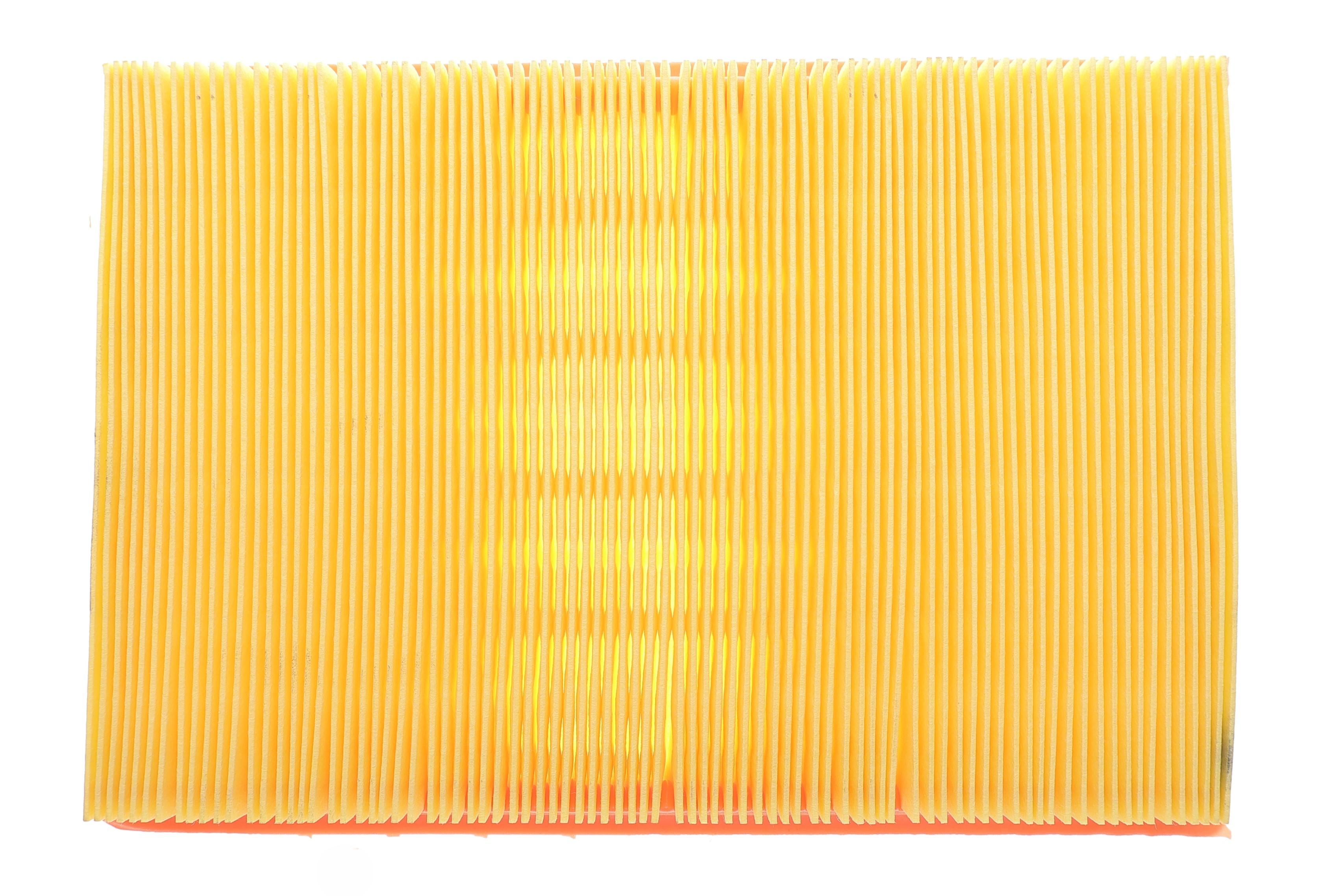 Фільтр повітряний Ford Fiesta/Mazda 323/626 -04