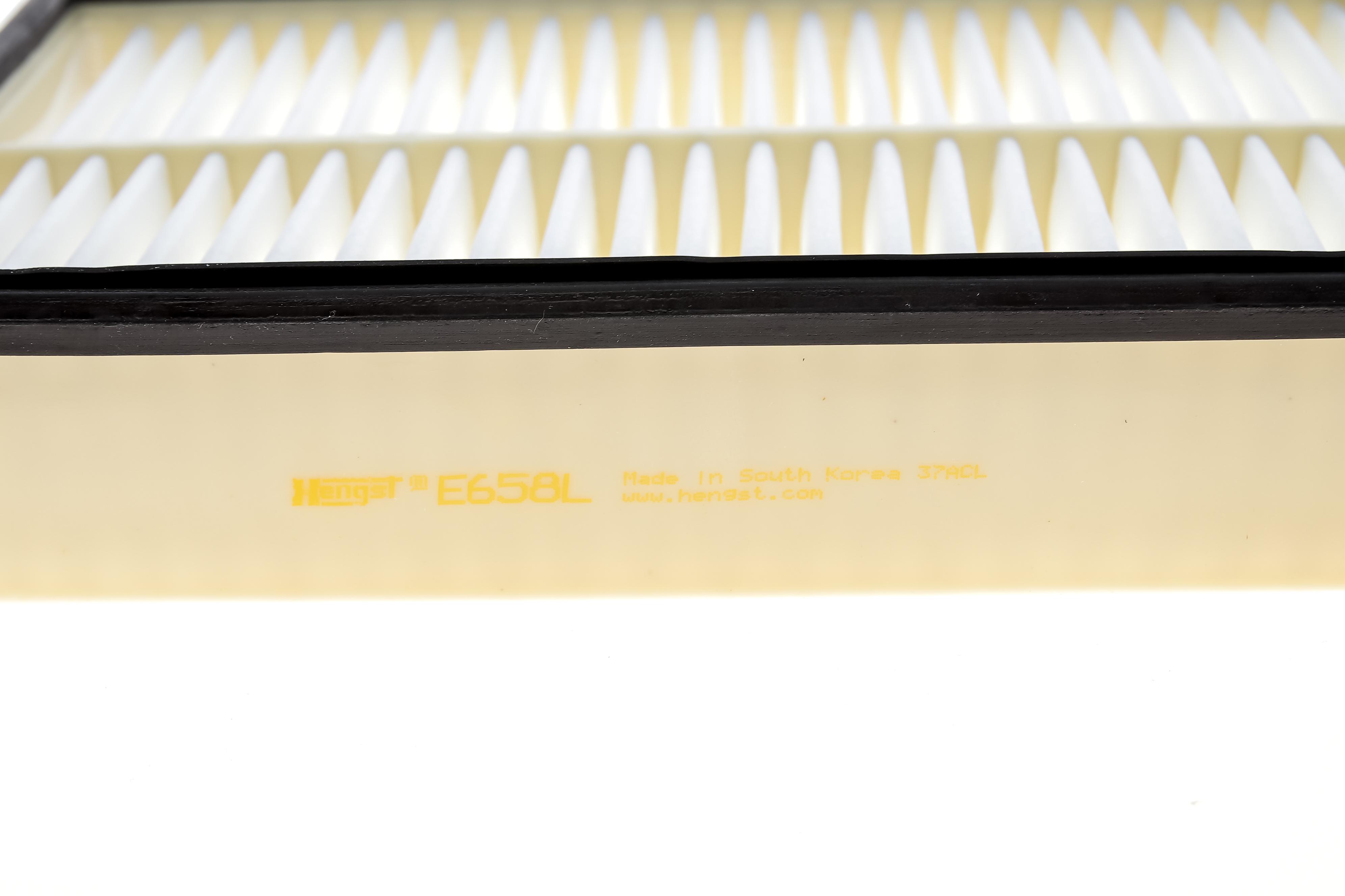 Фільтр повітряний Mazda 3/5 1.8-2.3 03-