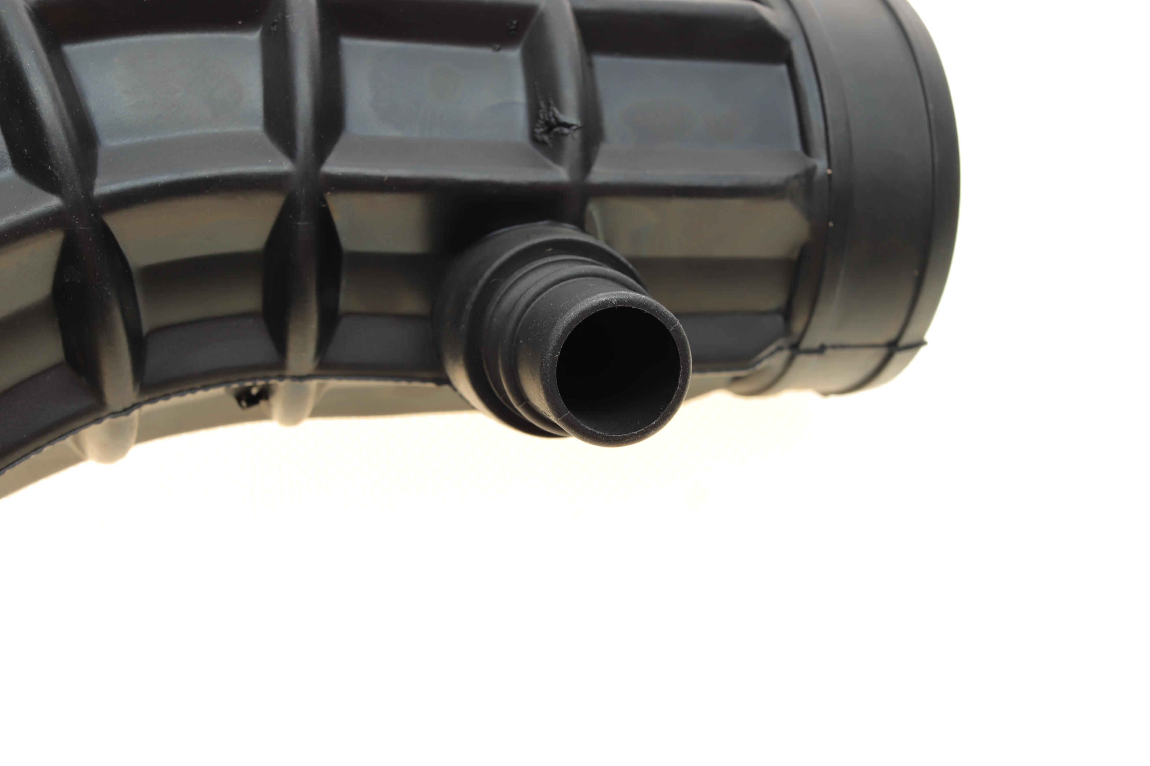 Патрубок фільтра повітряного Citroen Nemo/Fiat Fiorino/Peugeot Bipper 1.3 CC/1.4 07-