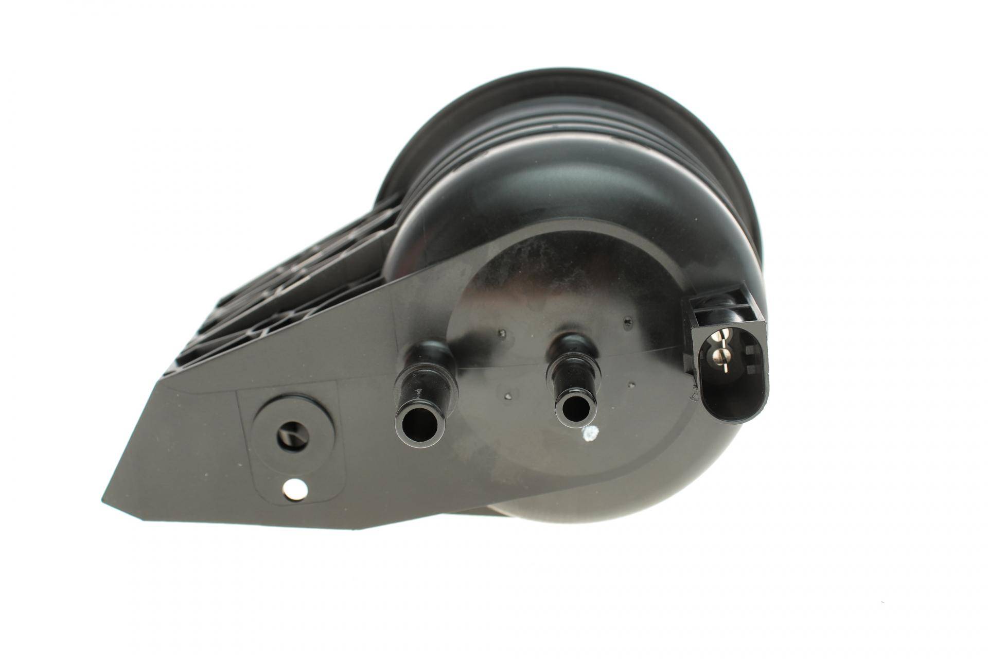 Фільтр паливний Volvo XC40 2.0D 17-21