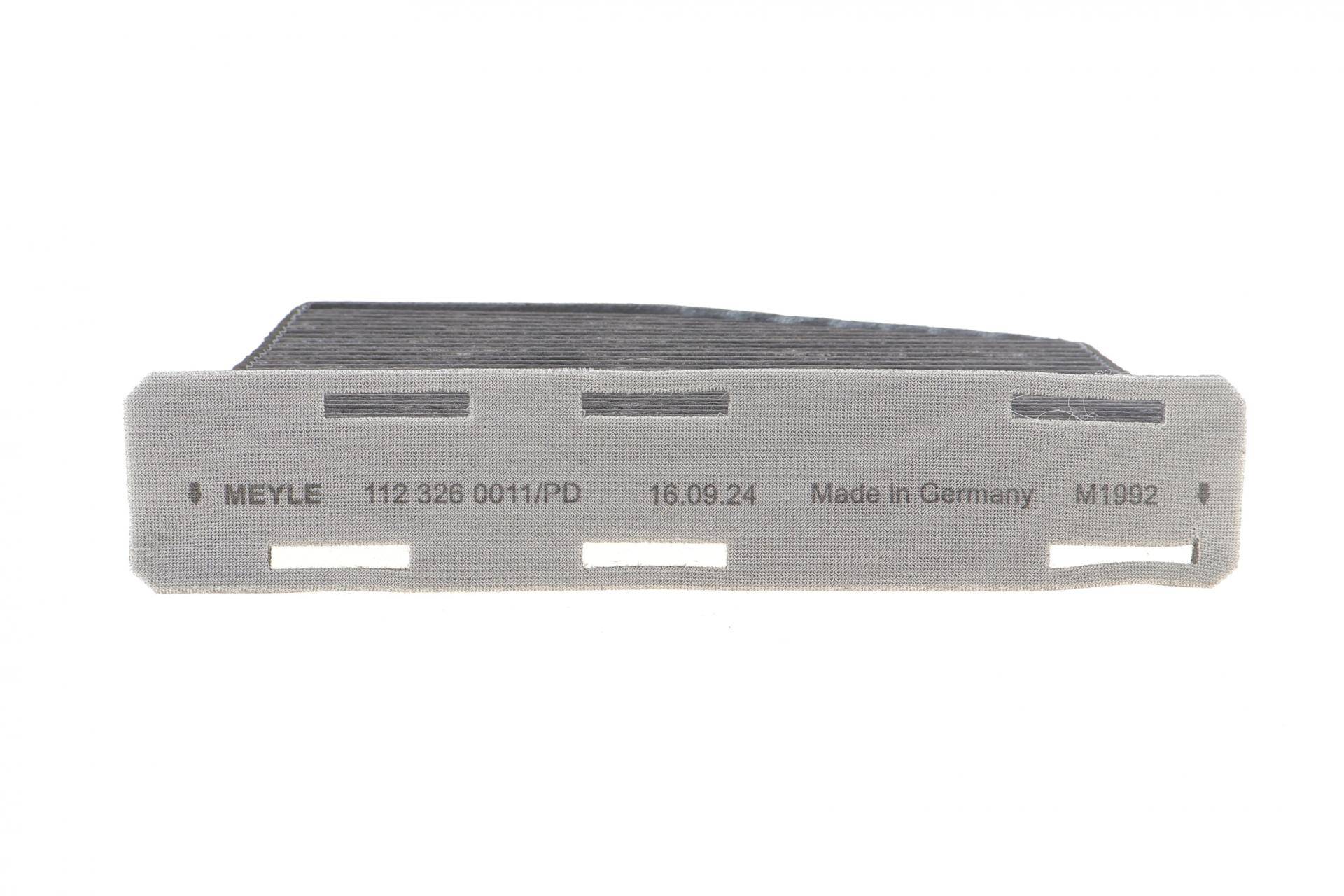 Фільтр салону Audi A3/Q3/Skoda Octavia/SuperB/VW Caddy/Golf/Passat/Touran 1.0-3.6 03- (вугільний)