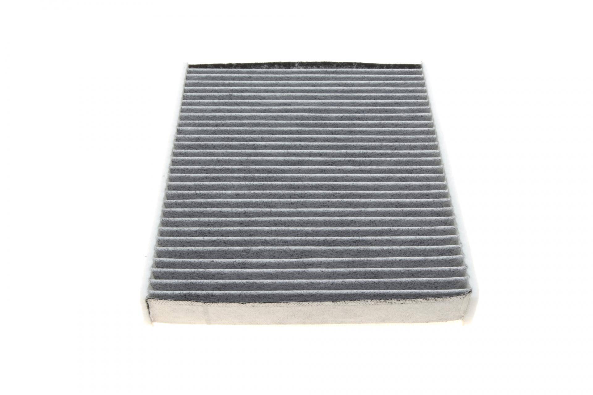 Фільтр салону Skoda Fabia/Roomster/VW Polo 99-10 (вугільний)