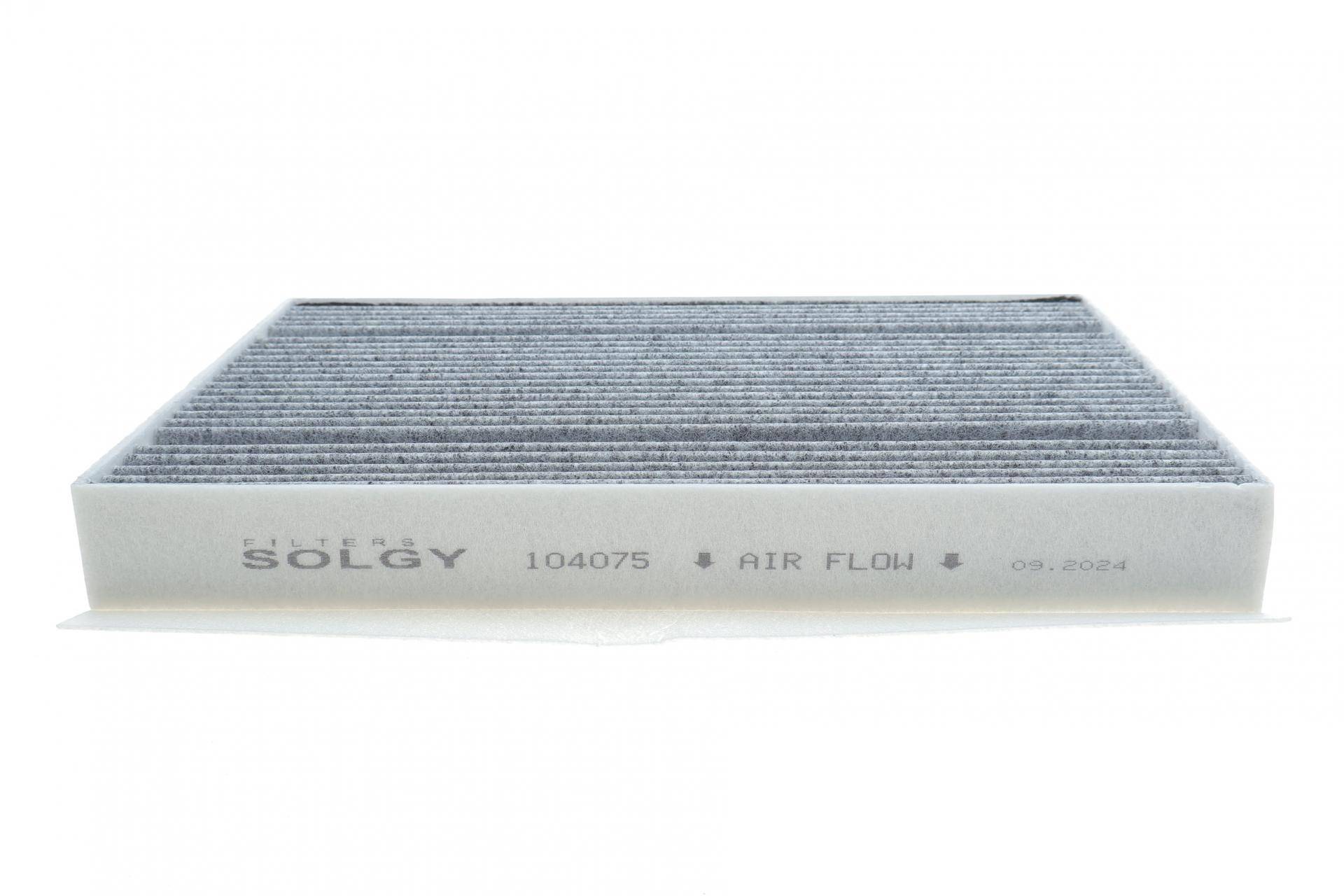 Фільтр салону MB Sprinter (W907/W910) 18-/Vito (W447) 14- (вугільний)