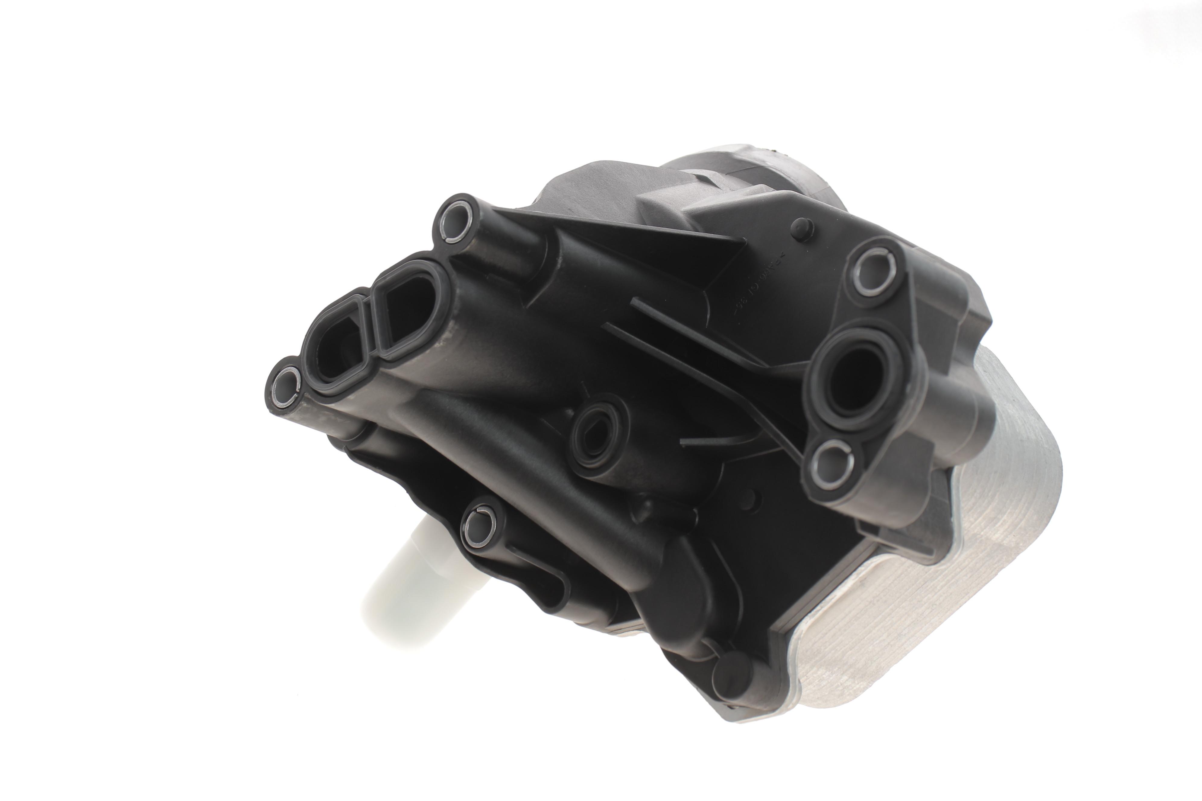 Корпус фільтра масляного (з радіатором) Audi A4 2.0 TDI 15-19