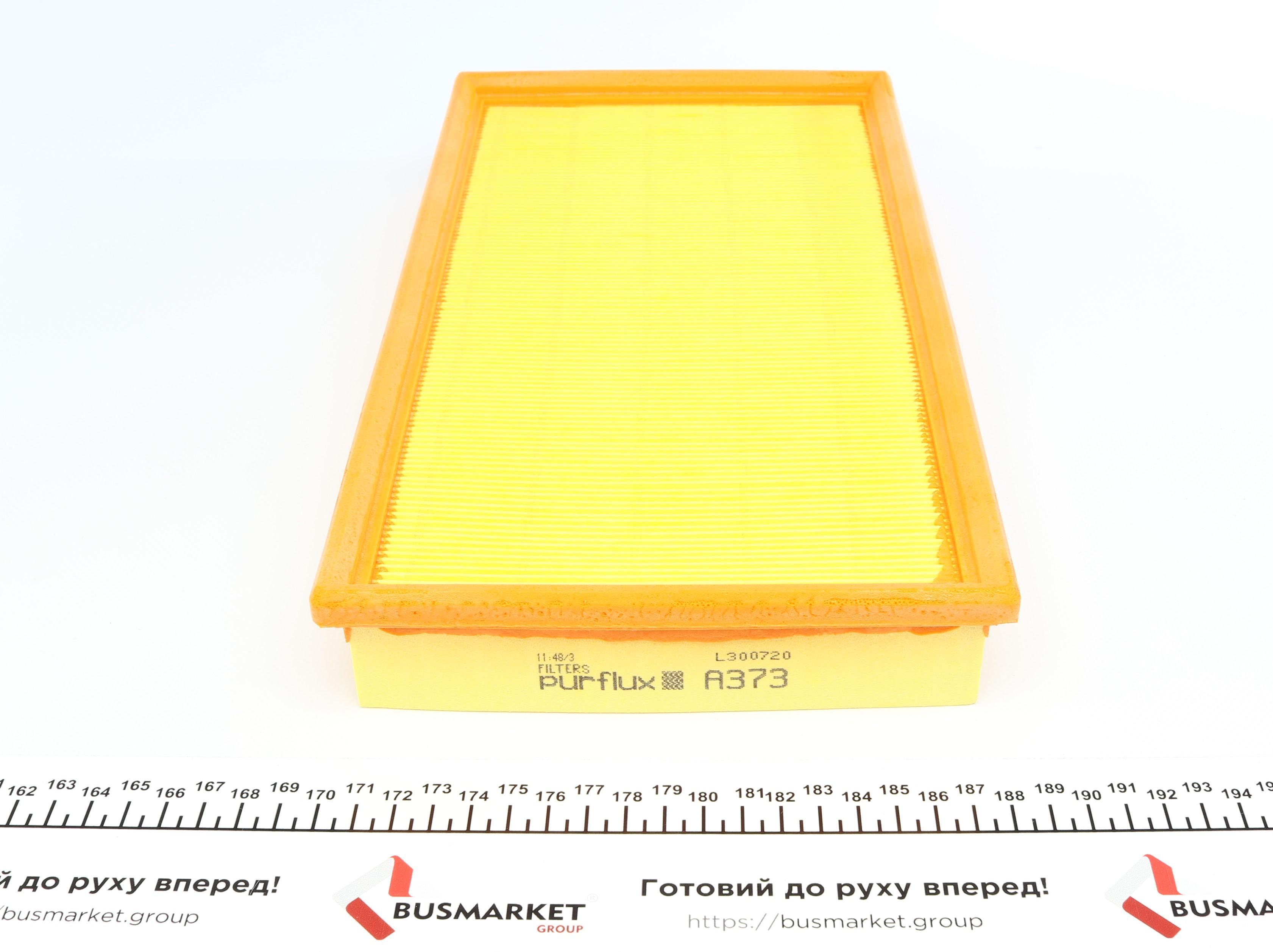 Фільтр повітряний Volvo 850/ C70/ V70 -02