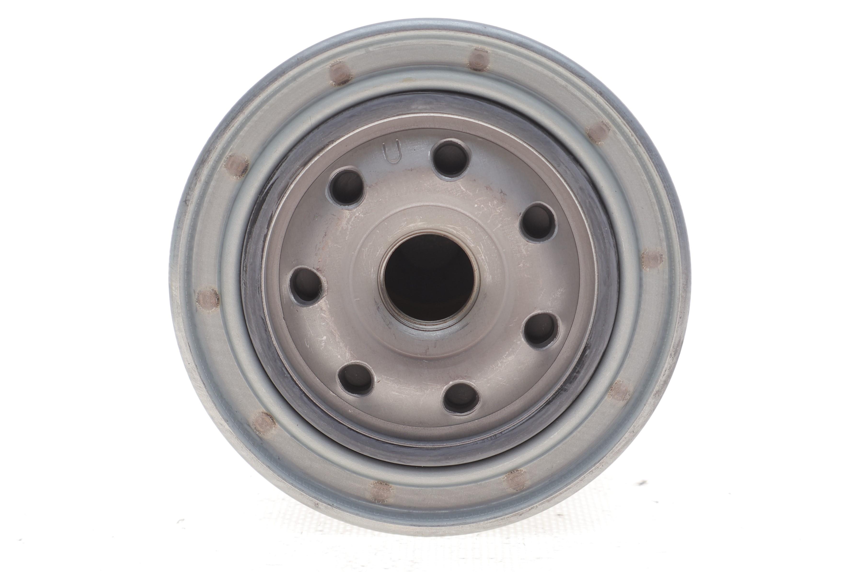 Фільтр масляний Toyota Camry -06/Celica -94/ Land Cruiser 4.0-4.7 98-