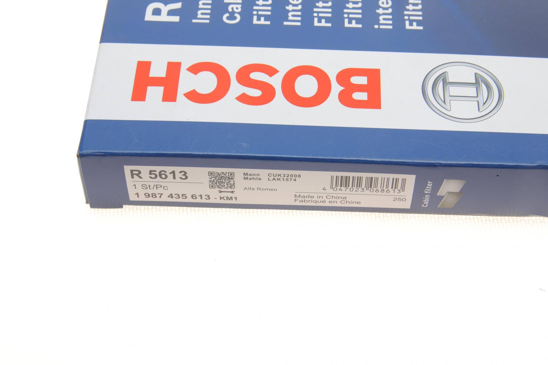 Фільтр салону Alfa Romeo Giulia/Stelvio 2.0/2.2D/2.9 16- (вугільний)