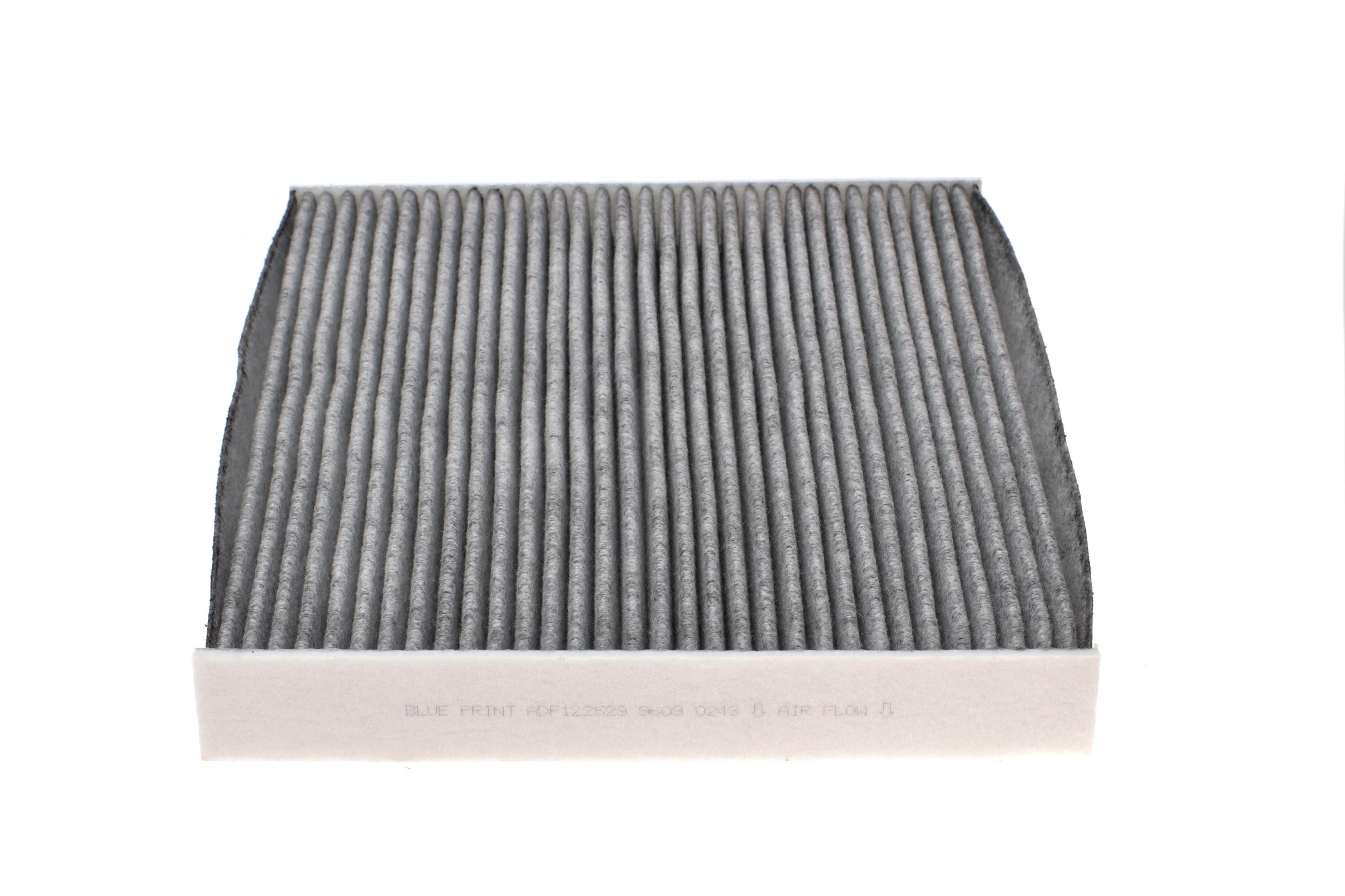 Фільтр салону Volvo XC40 1.5-2.0 17- (вугільний)