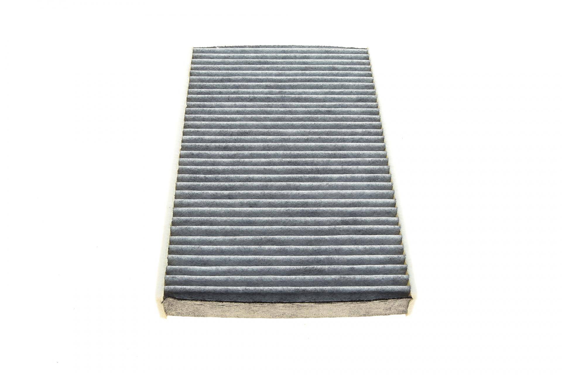 Фільтр салону Citroen C2/C3/C4/Peugeot 307/308 00- (вугільний)