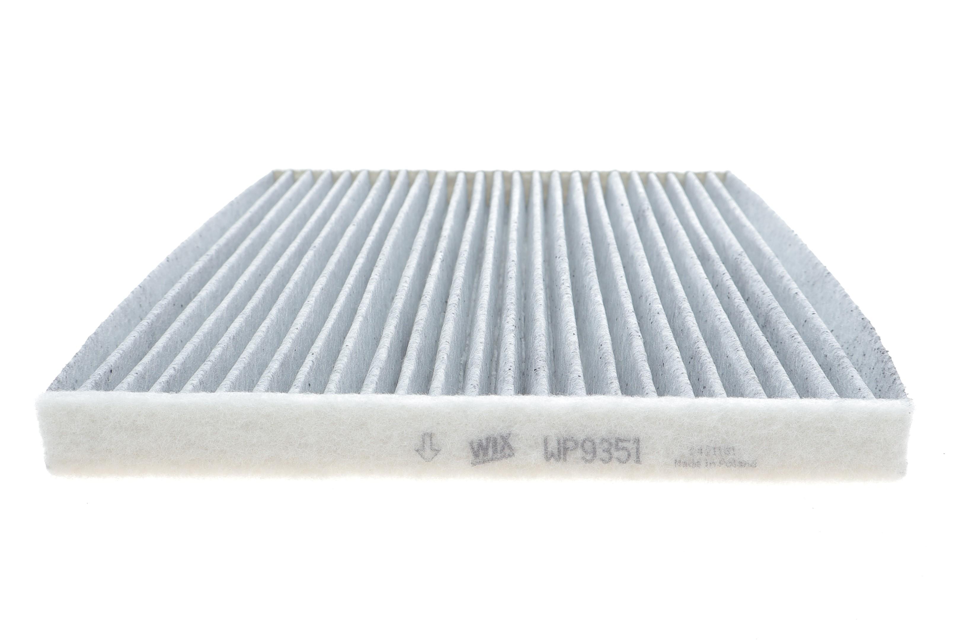 Фільтр салону Nissan Qashqai/X-Trail 07-14 (вугільний)