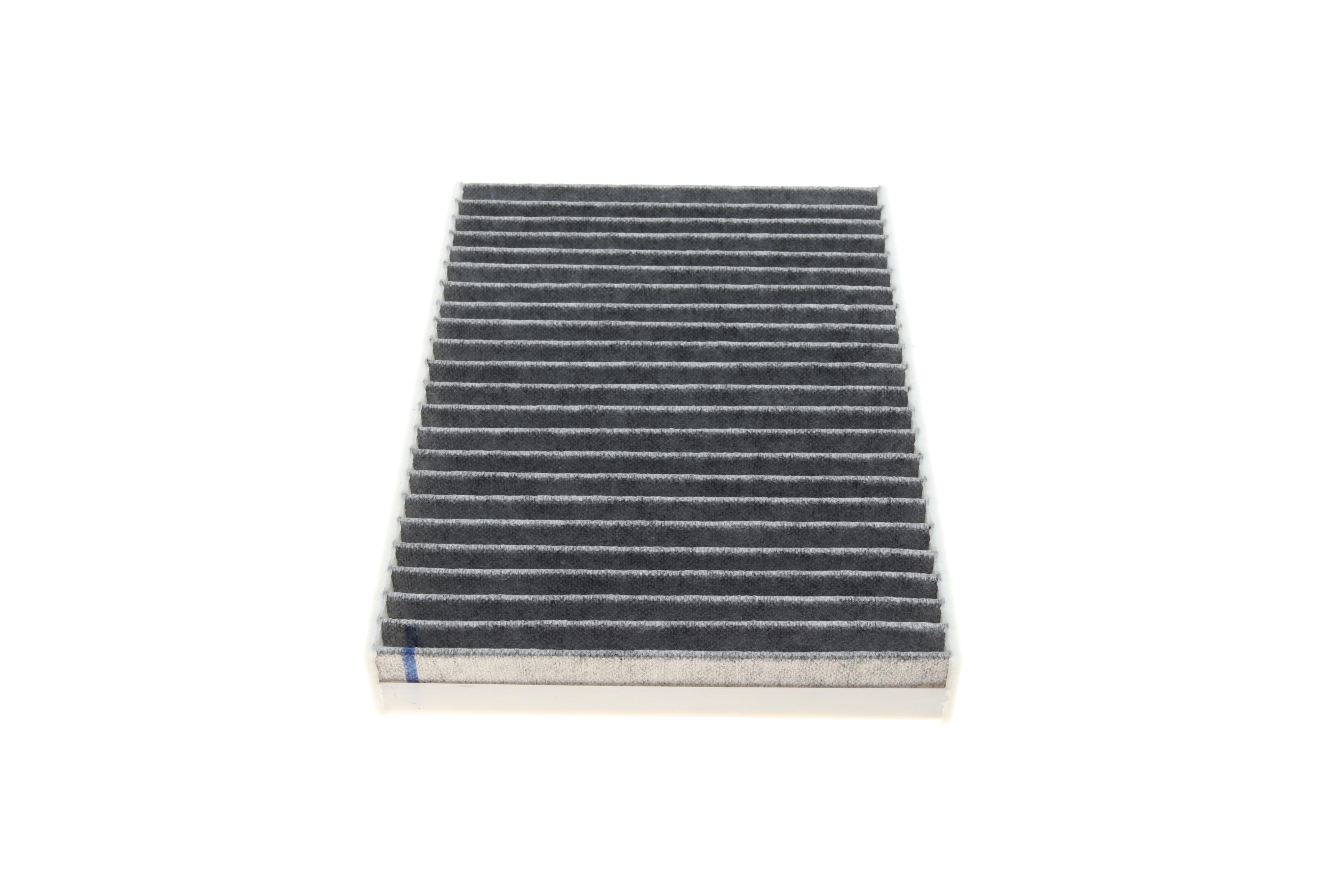 Фільтр салону BMW 5 (G30)/7(G11/G12) 15- (вугільний)