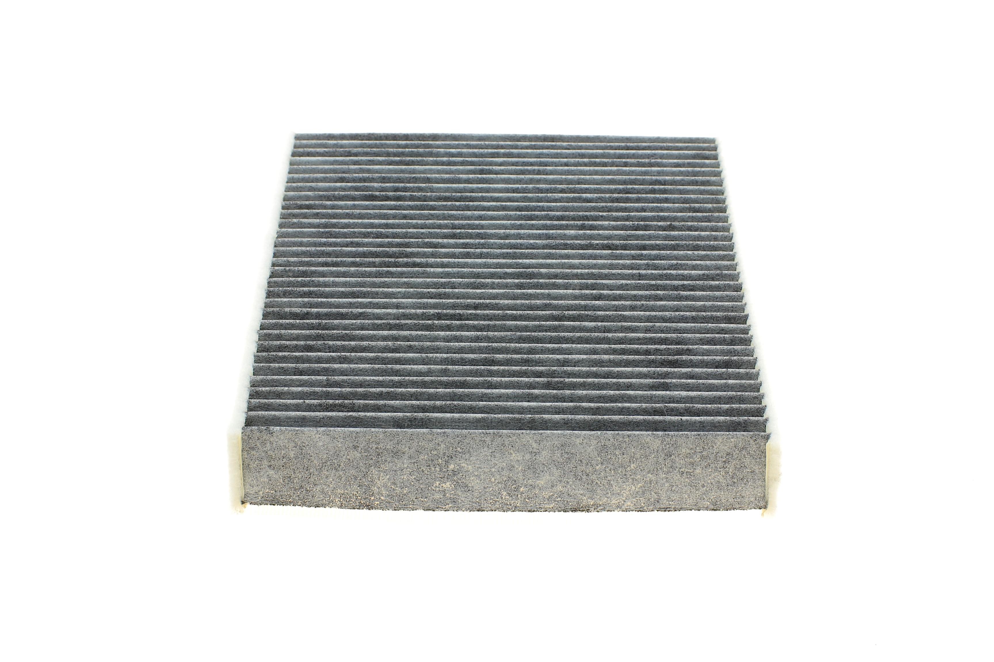 Фільтр салону Ford Fiesta 01-10/Fusion 02-12 (вугільний)