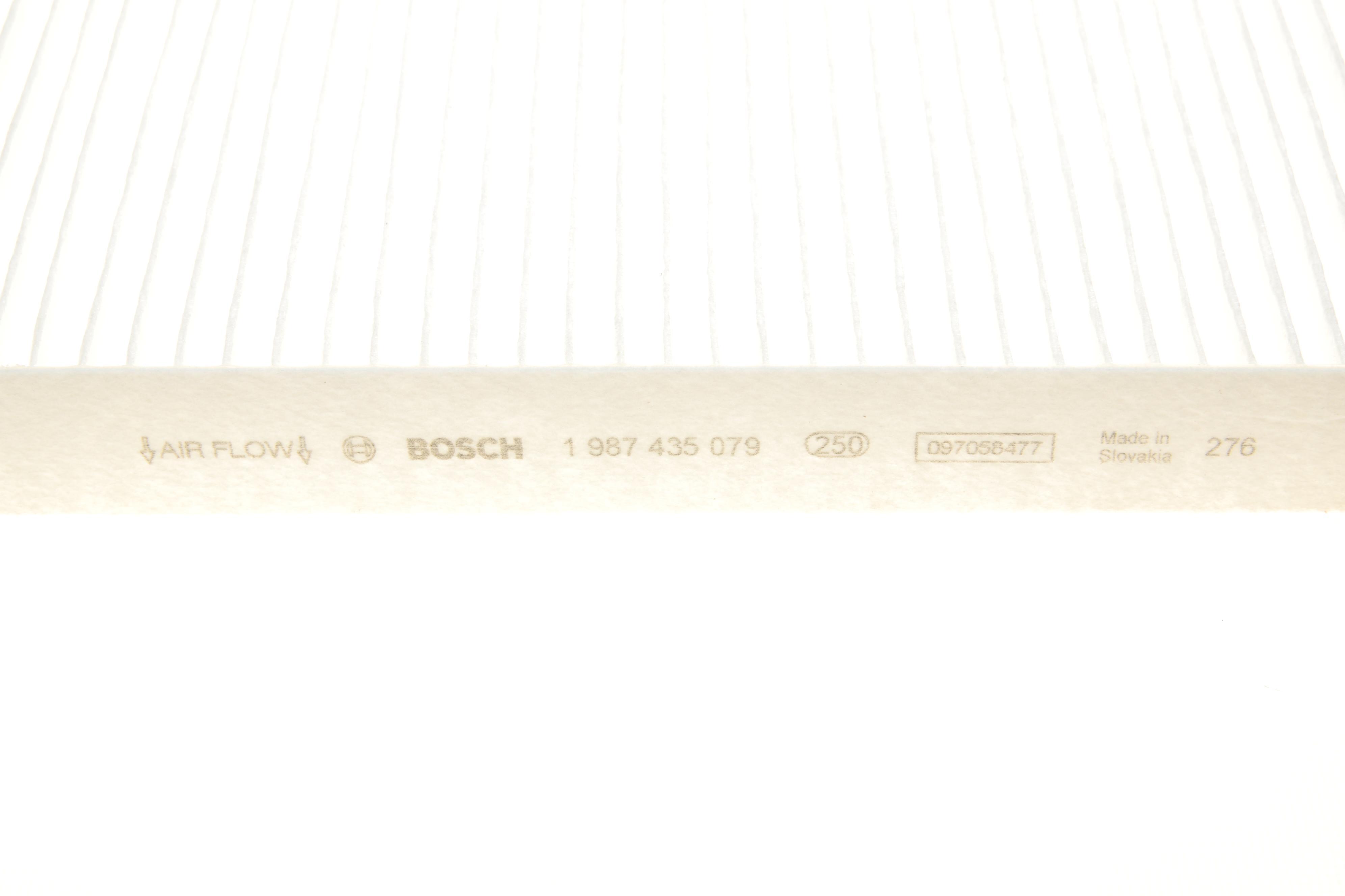 Фільтр салону Jeep Grand Cherokee 11-