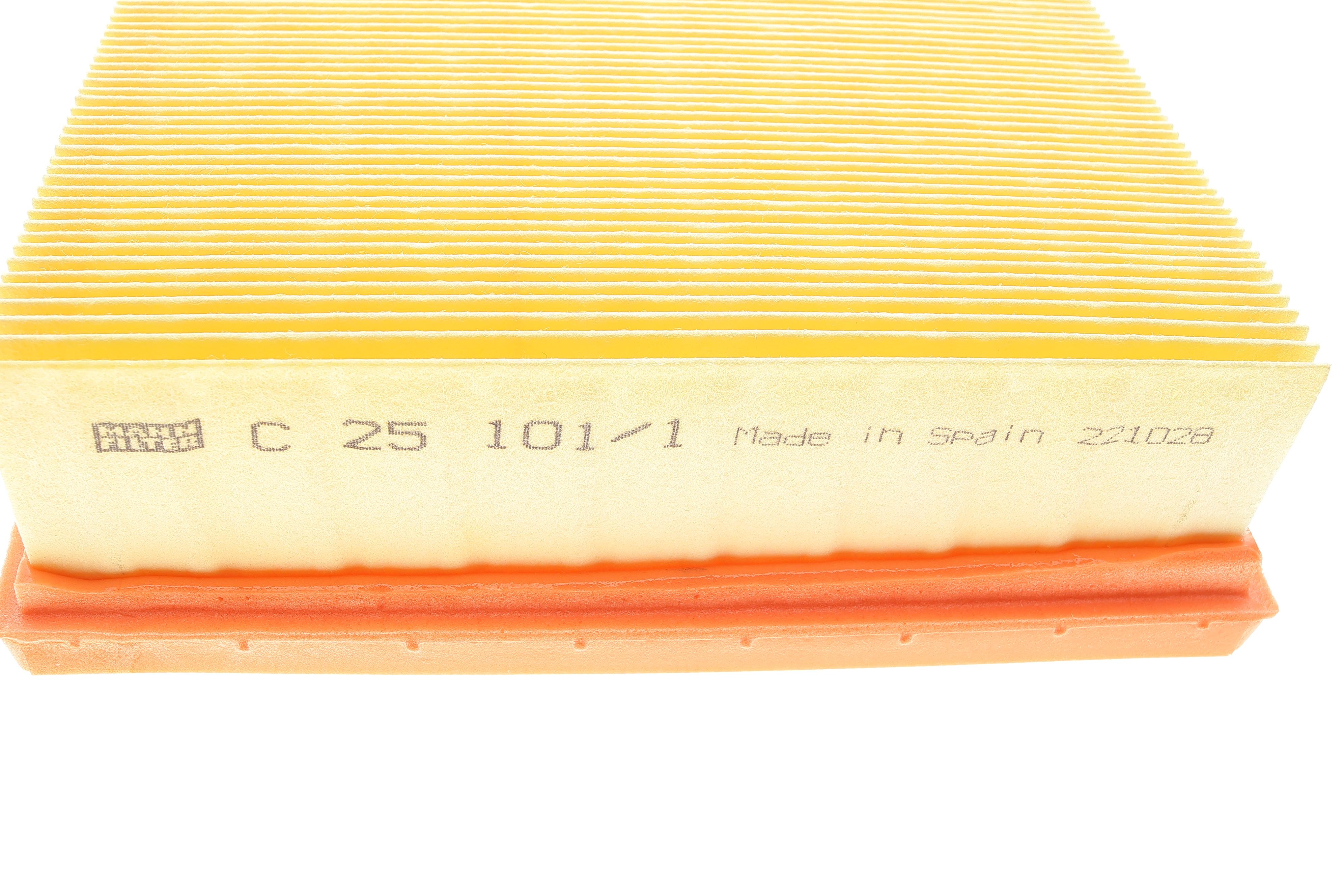 Фільтр повітряний Citroen C4 2.0 16V 04-10/Peugeot 307 1.4/1.6 16V/2.0 16V 01-05