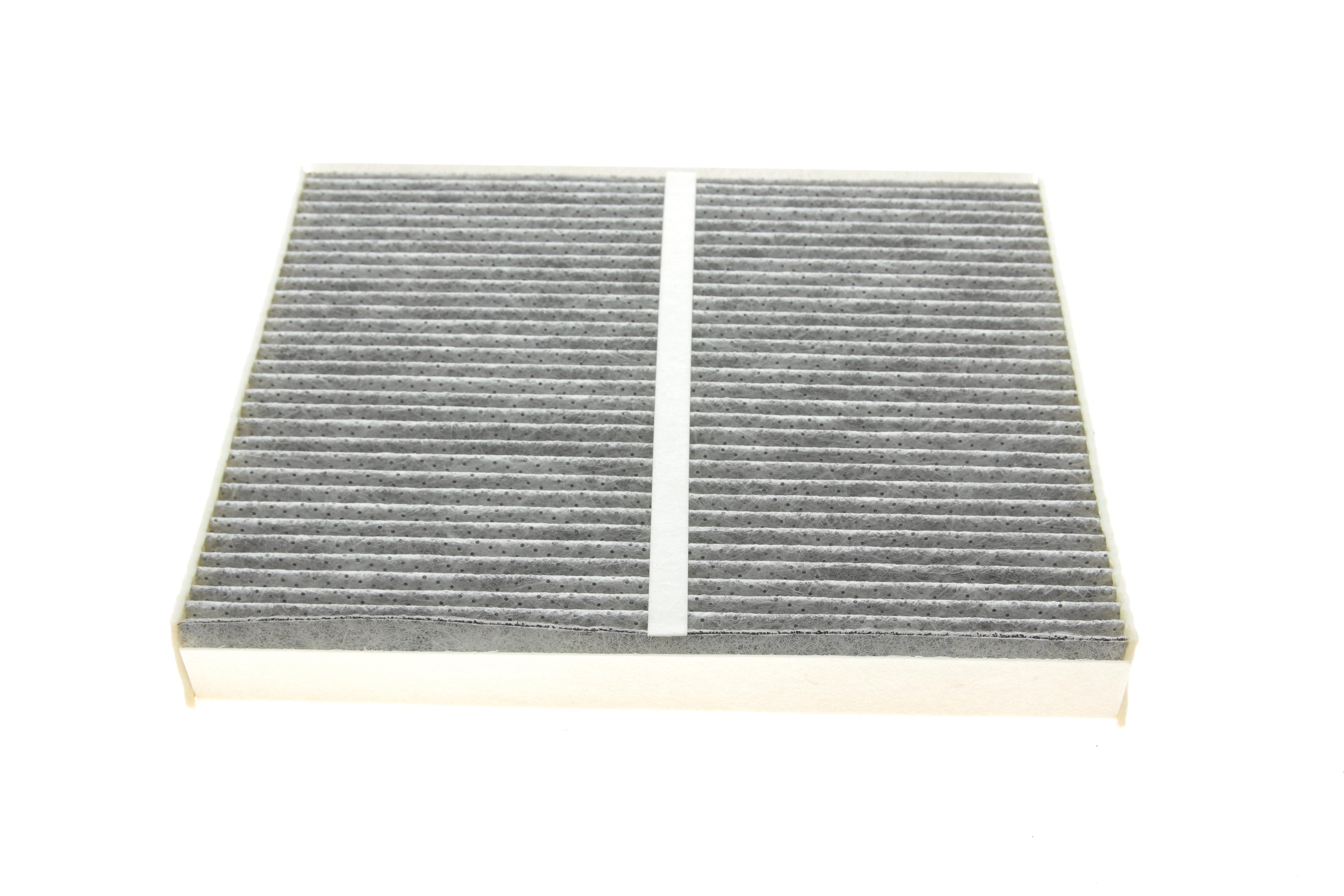 Фільтр салону BMW i8 13-/Z4 (E85) 09-16 (вугільний)