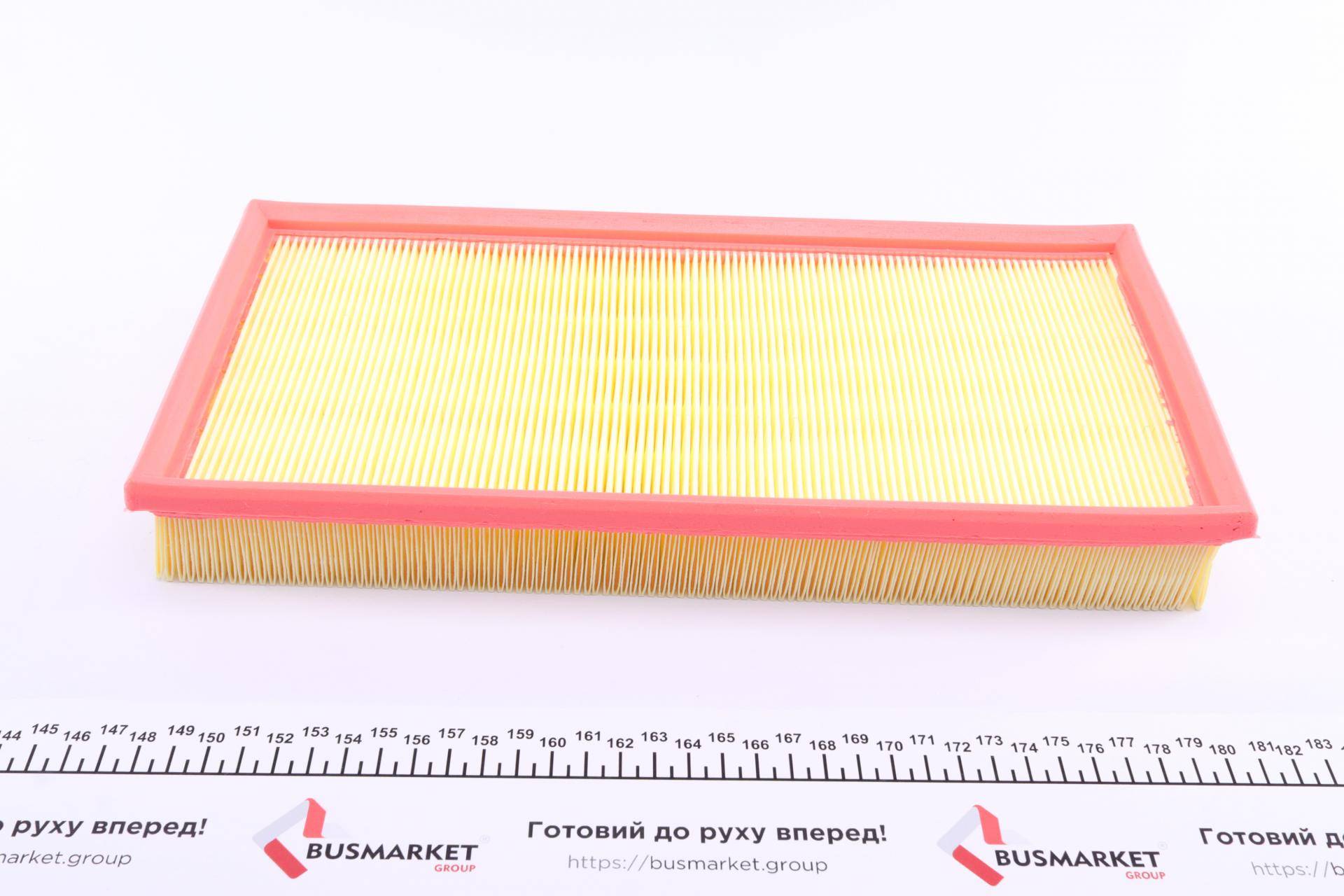 Фільтр повітряний Mitsubishi Carisma/Volvo S40/V40 1.6/1.8 95-06