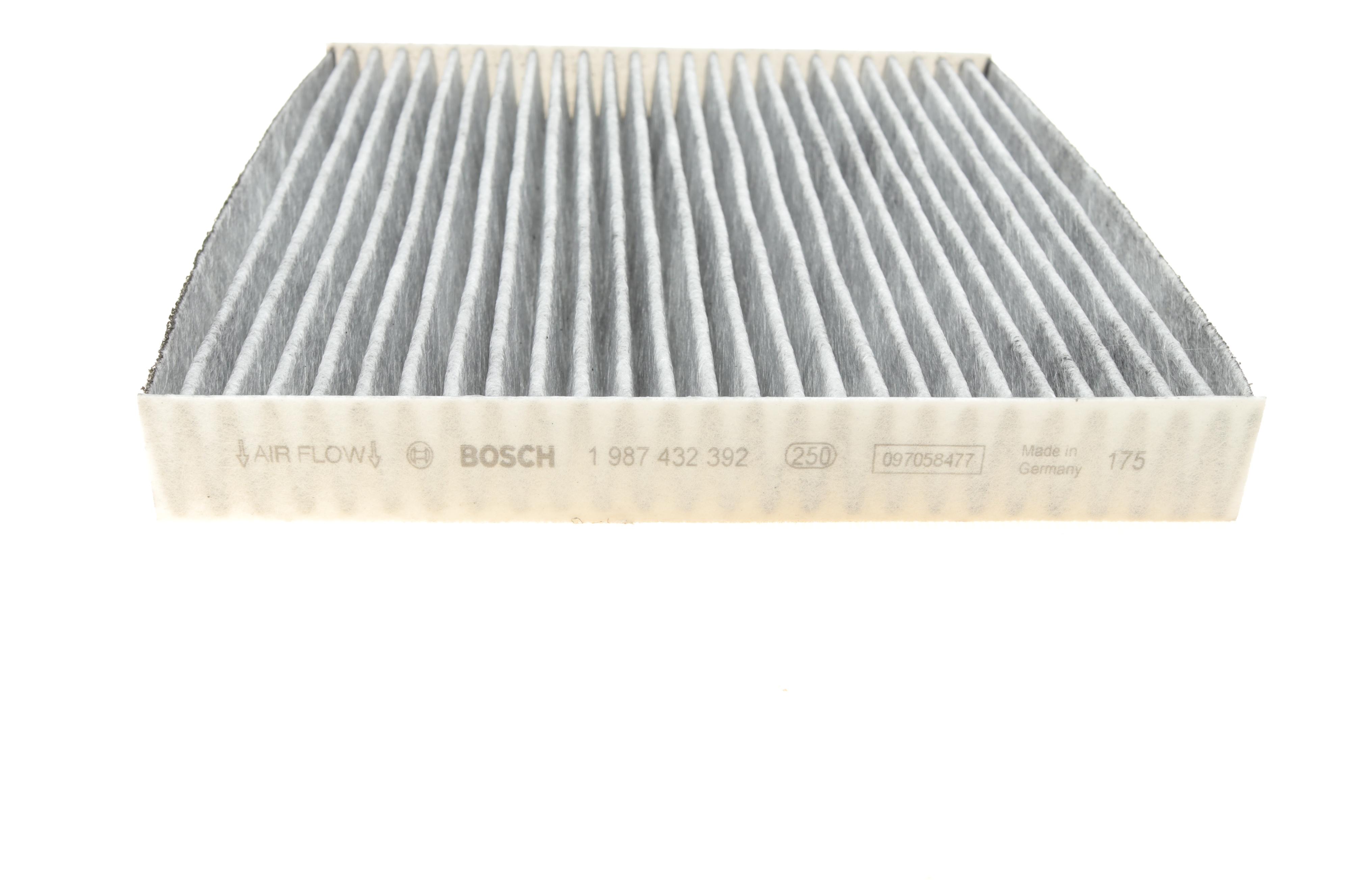 Фільтр салону Mazda 6 02-/ CX-7 07-13 (вугільний)