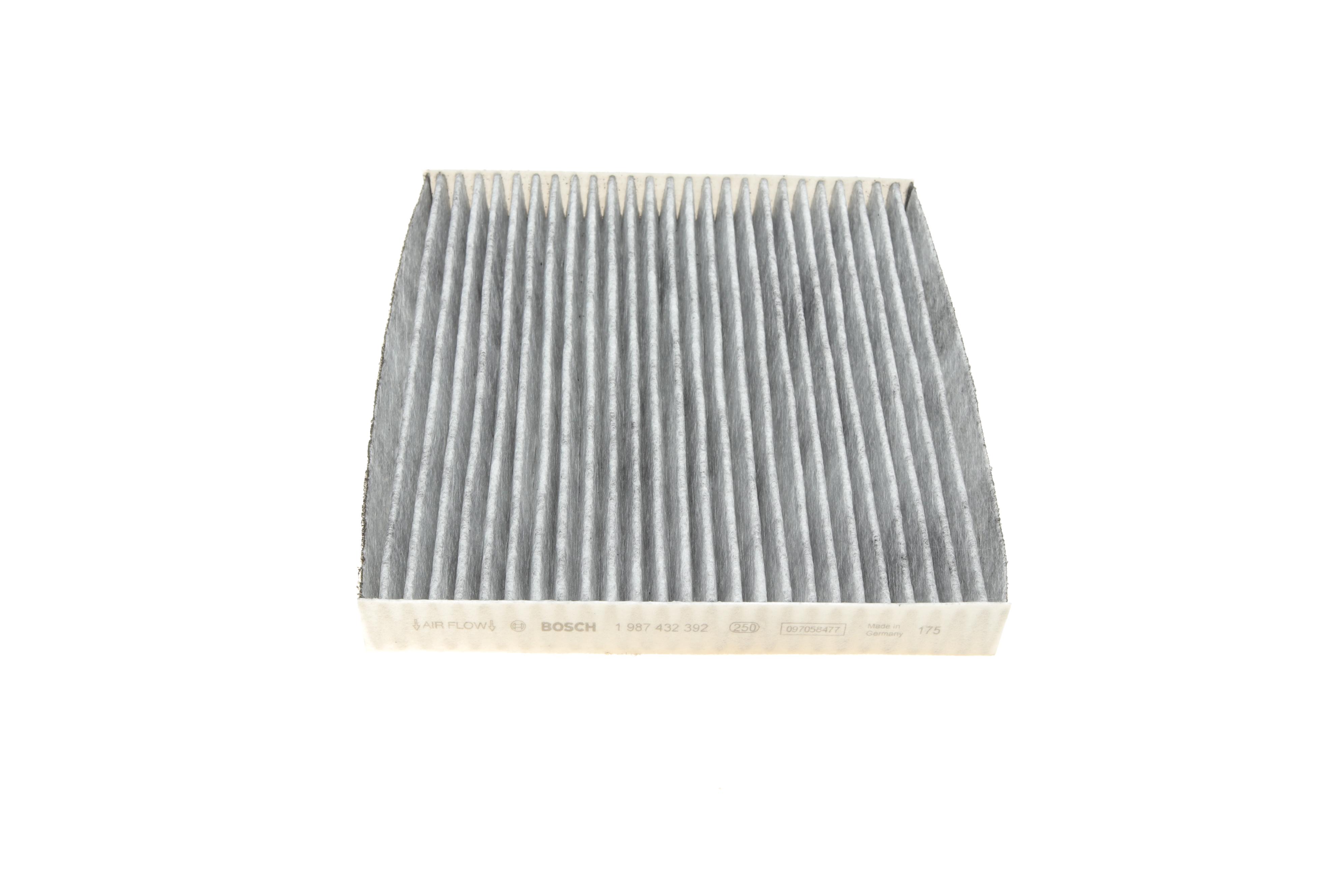 Фільтр салону Mazda 6 02-/ CX-7 07-13 (вугільний)