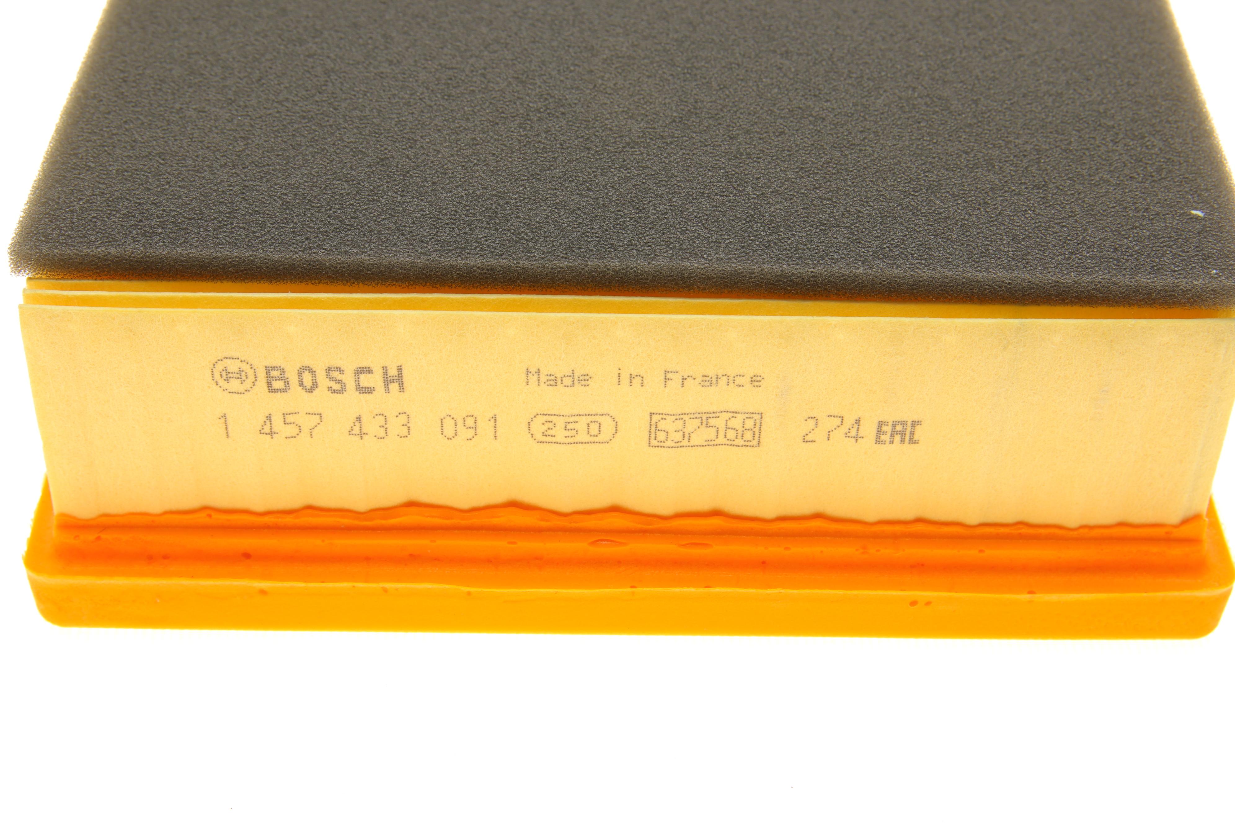 Фільтр повітряний BMW 7 (E65/E66/E67) 3.5-4.5i/4.0d 01-08 знято з постачання