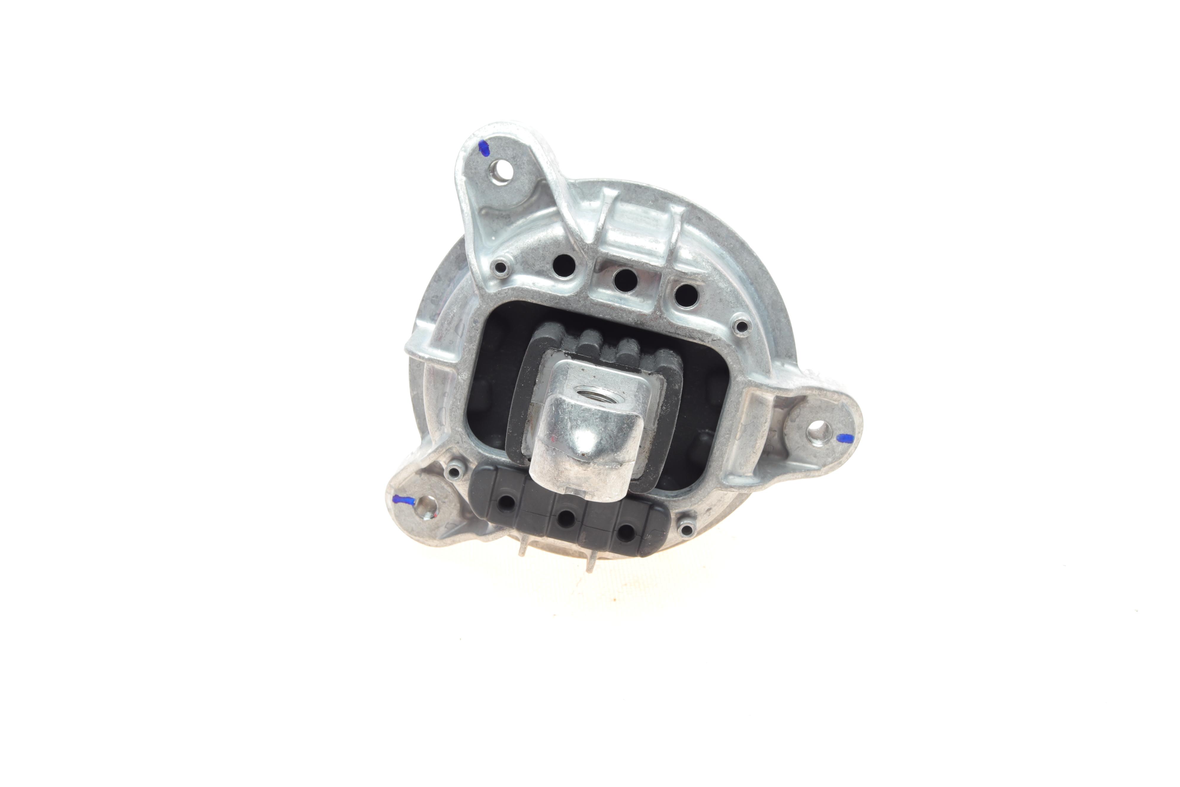 Подушка двигуна (R) BMW 5 (F10/F11) 09-16 (N20)