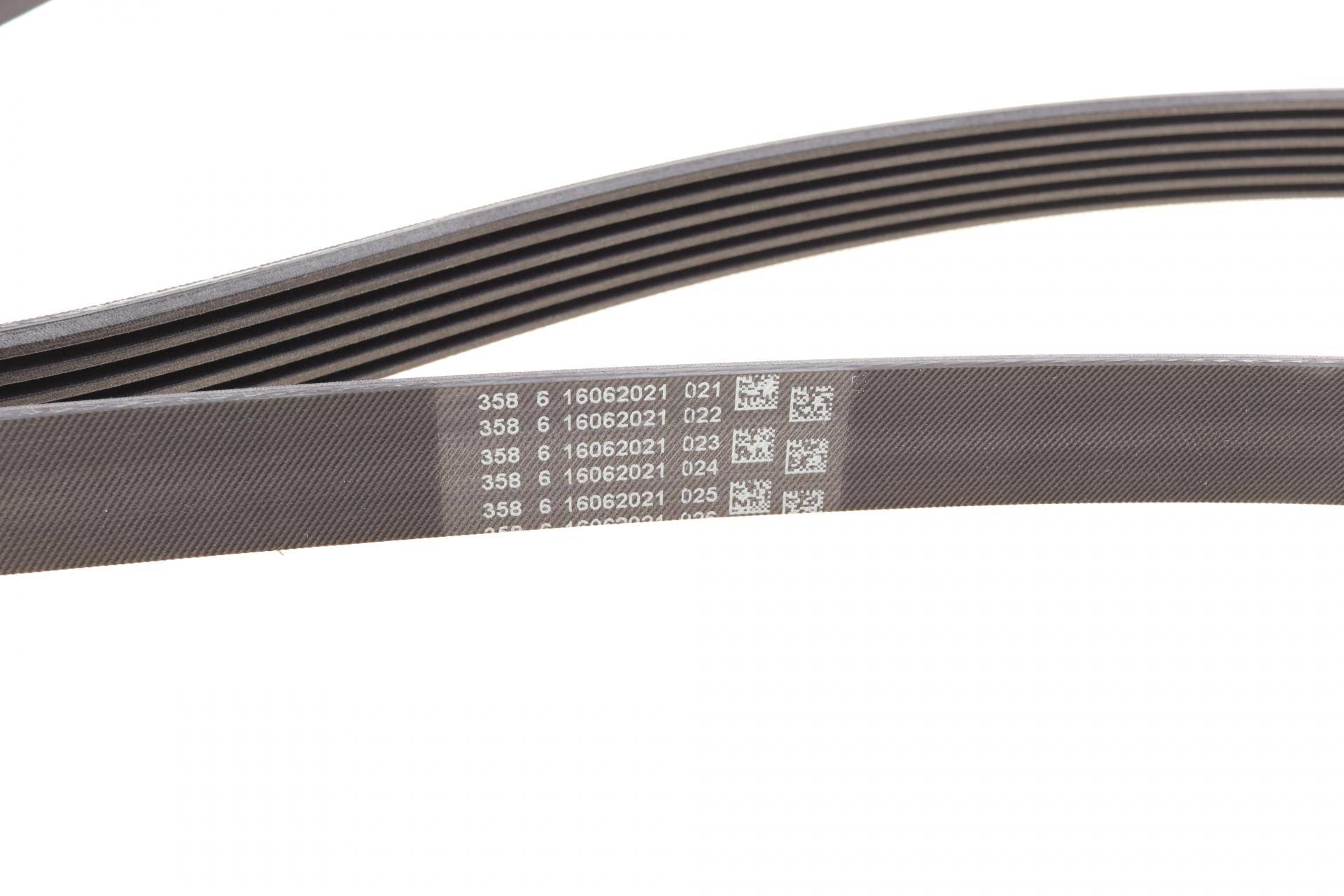 Ремінь генератора VW Golf IV/Passat 1.4/1.6FSI 03-16/Toyota Auris/Avensis 1.4-1.8 03-12