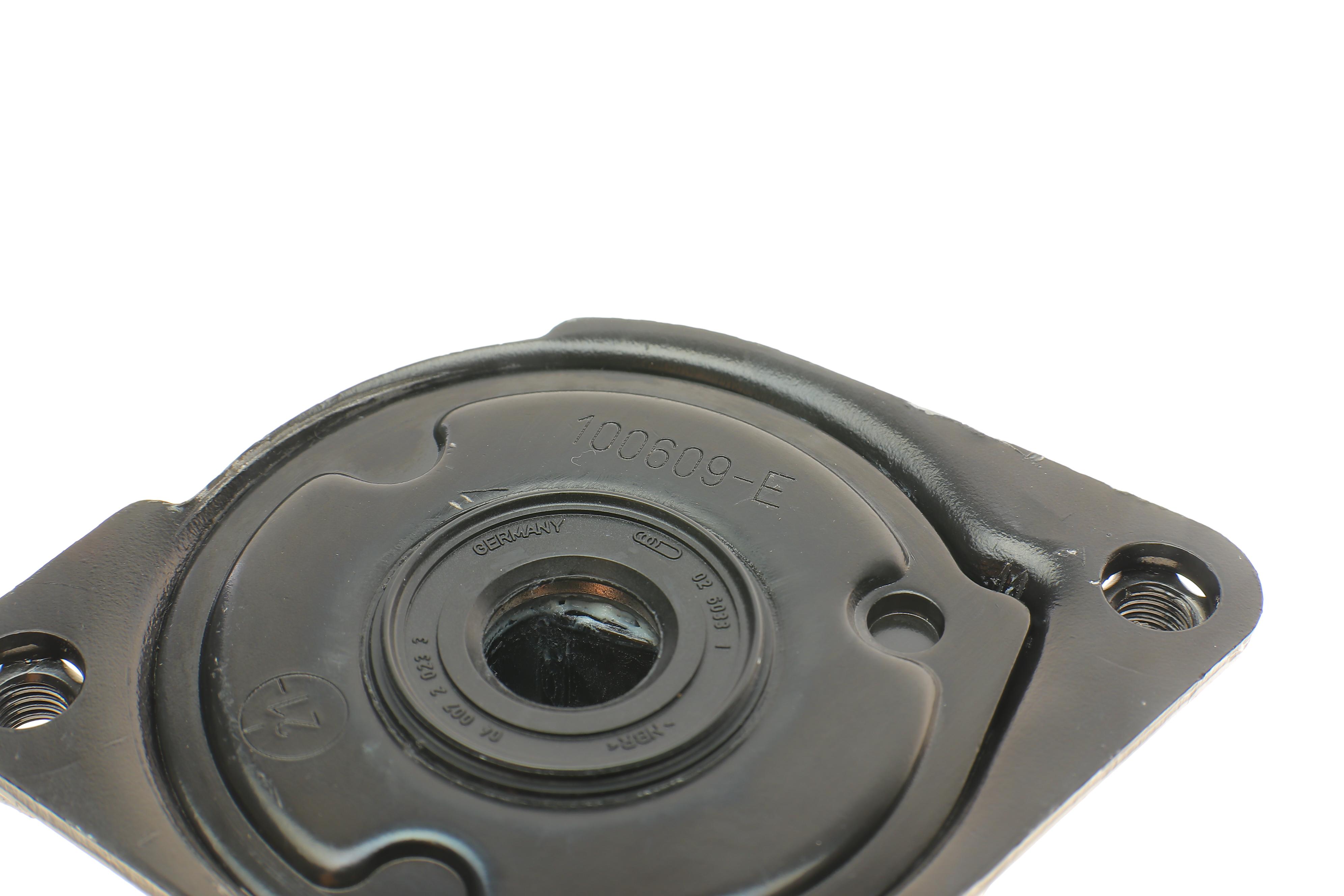 Ролик генератора BMW 3 (E46)/5 (E39)/7 (E38)/X5 (E53) 98-07 (натяжний) (66х28)