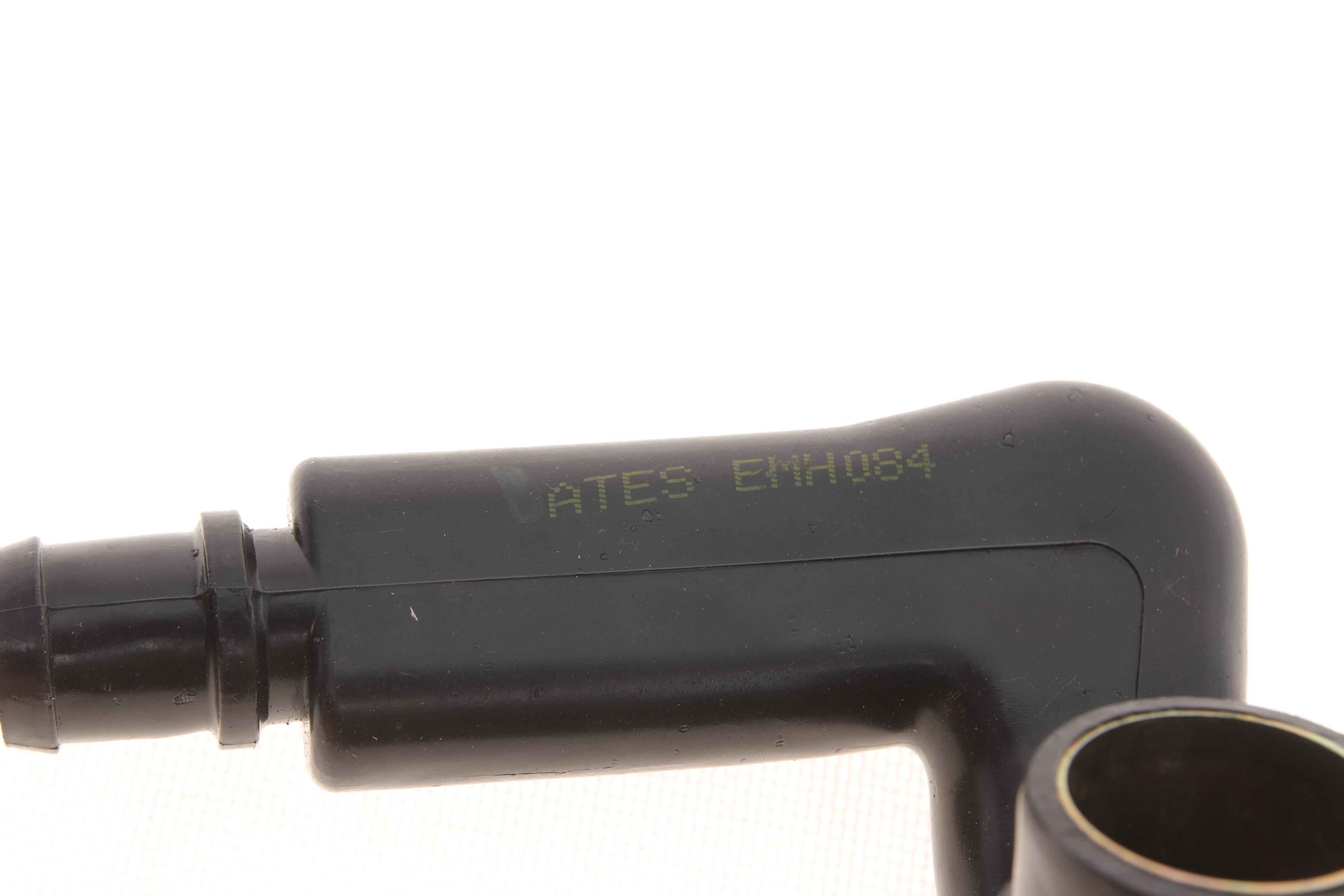 Патрубок вентиляції картера Audi A4 1.8 94-11