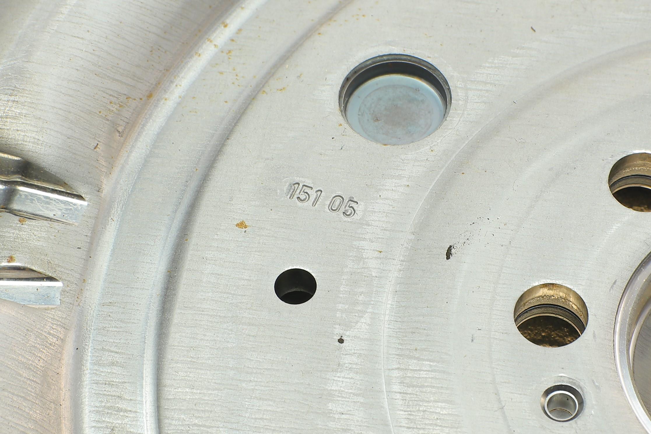 Демпфер зчеплення VW Caddy III/IV 2.0TDI/4motion 08/10-