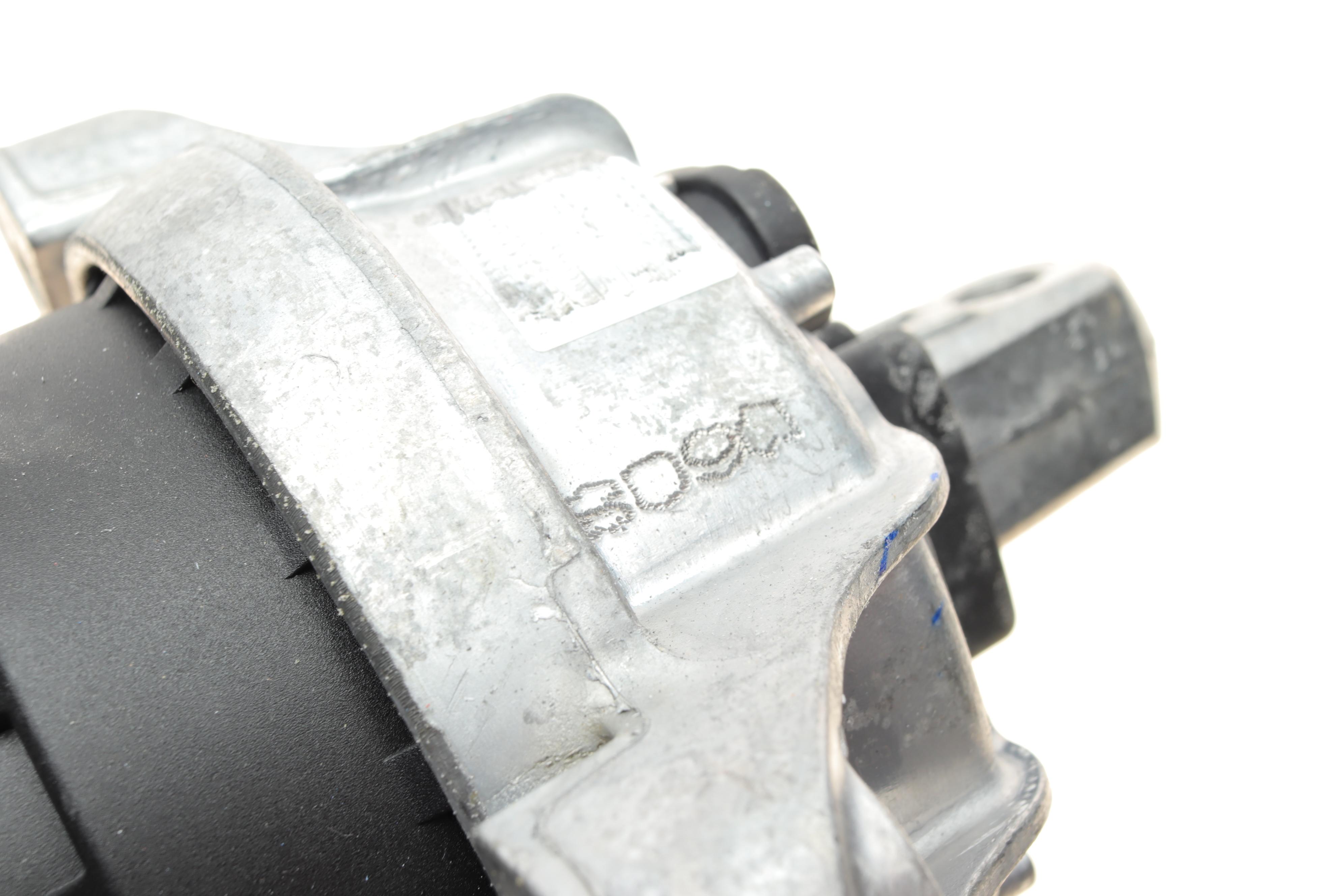 Подушка двигуна (L) BMW 5 (F10) 10-16