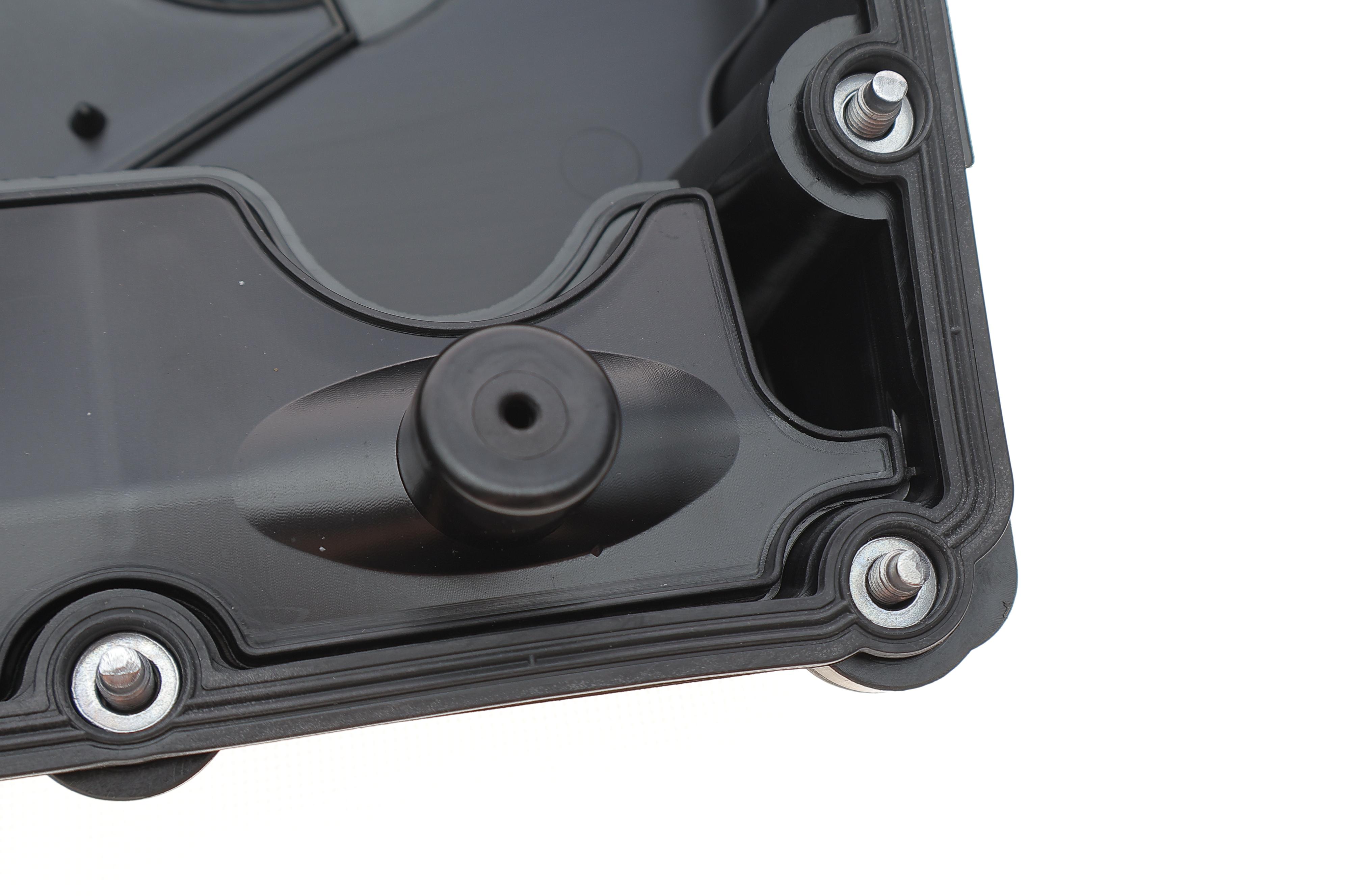 Кришка клапанів VW Passat 1.9/2.0TDI 95-05/T5 1.9TDI -09