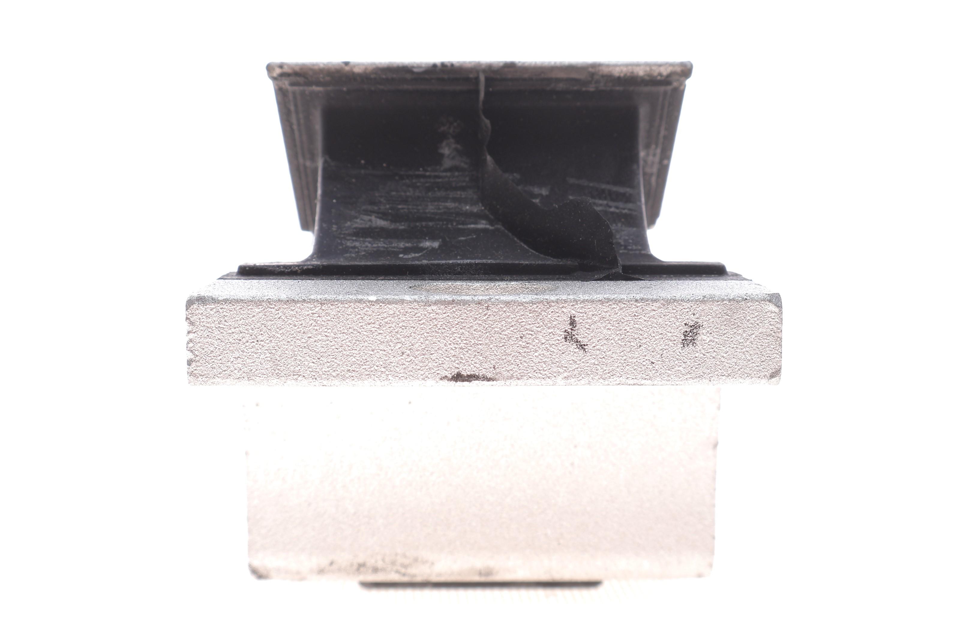 Подушка КПП Renault Master 2.3dCi 10- (FWD) (L)