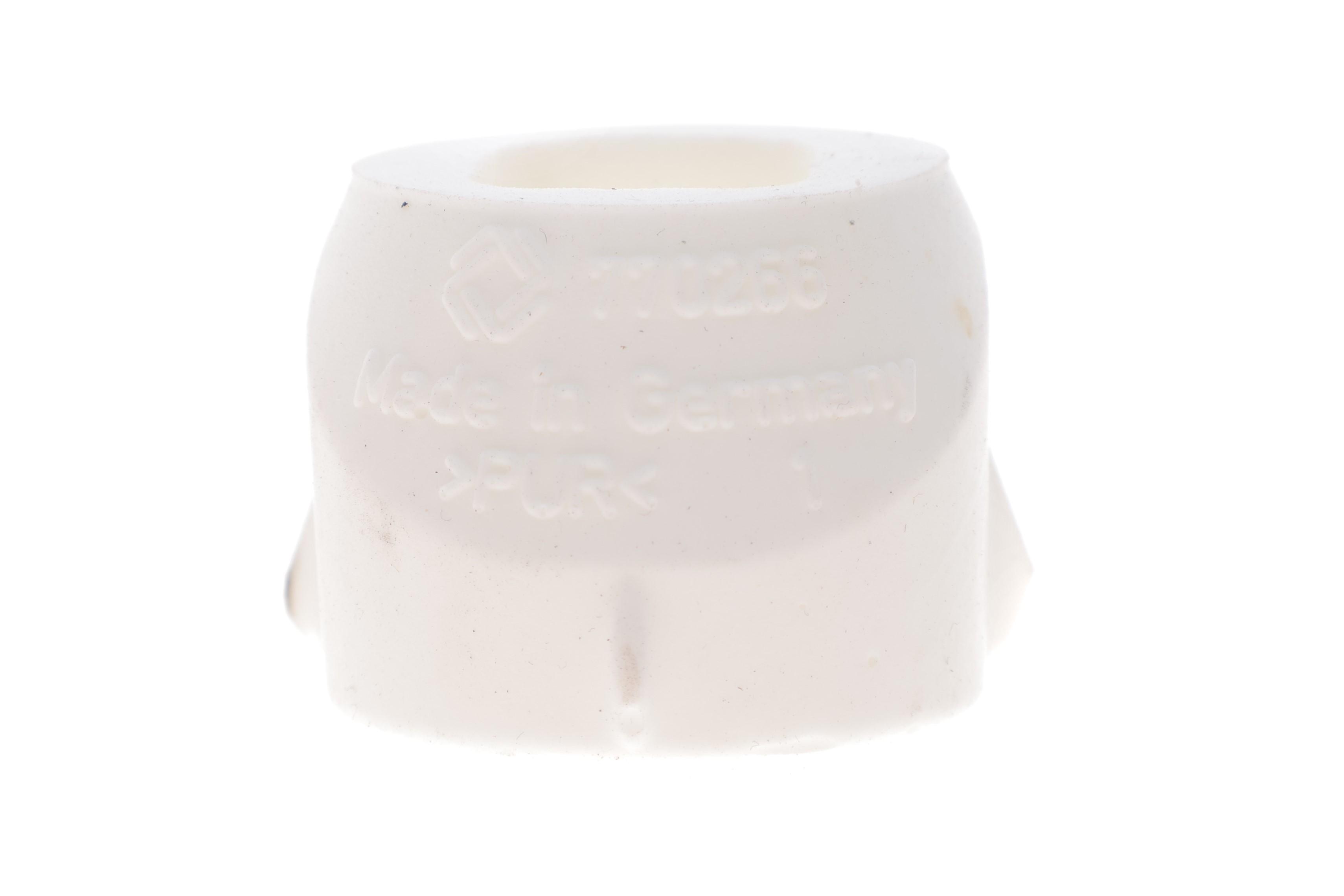 Відбійник двигуна Audi A4/A6/A8 97-11