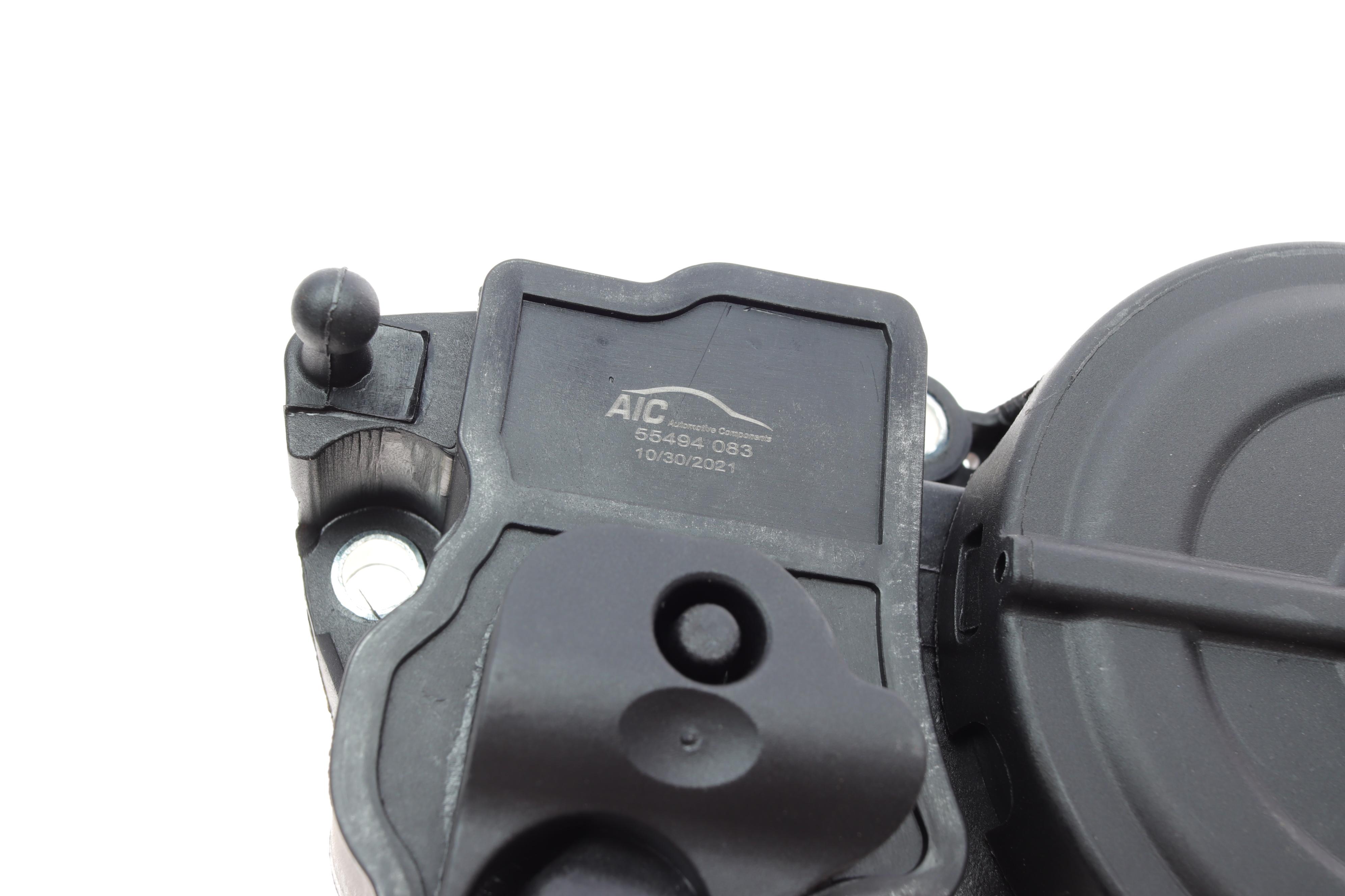 Сепаратор (мастиловіддільник) Audi Q3/Q5/VW Tiguan 1.8/2.0TFSI 07-18 (+ патрубки)