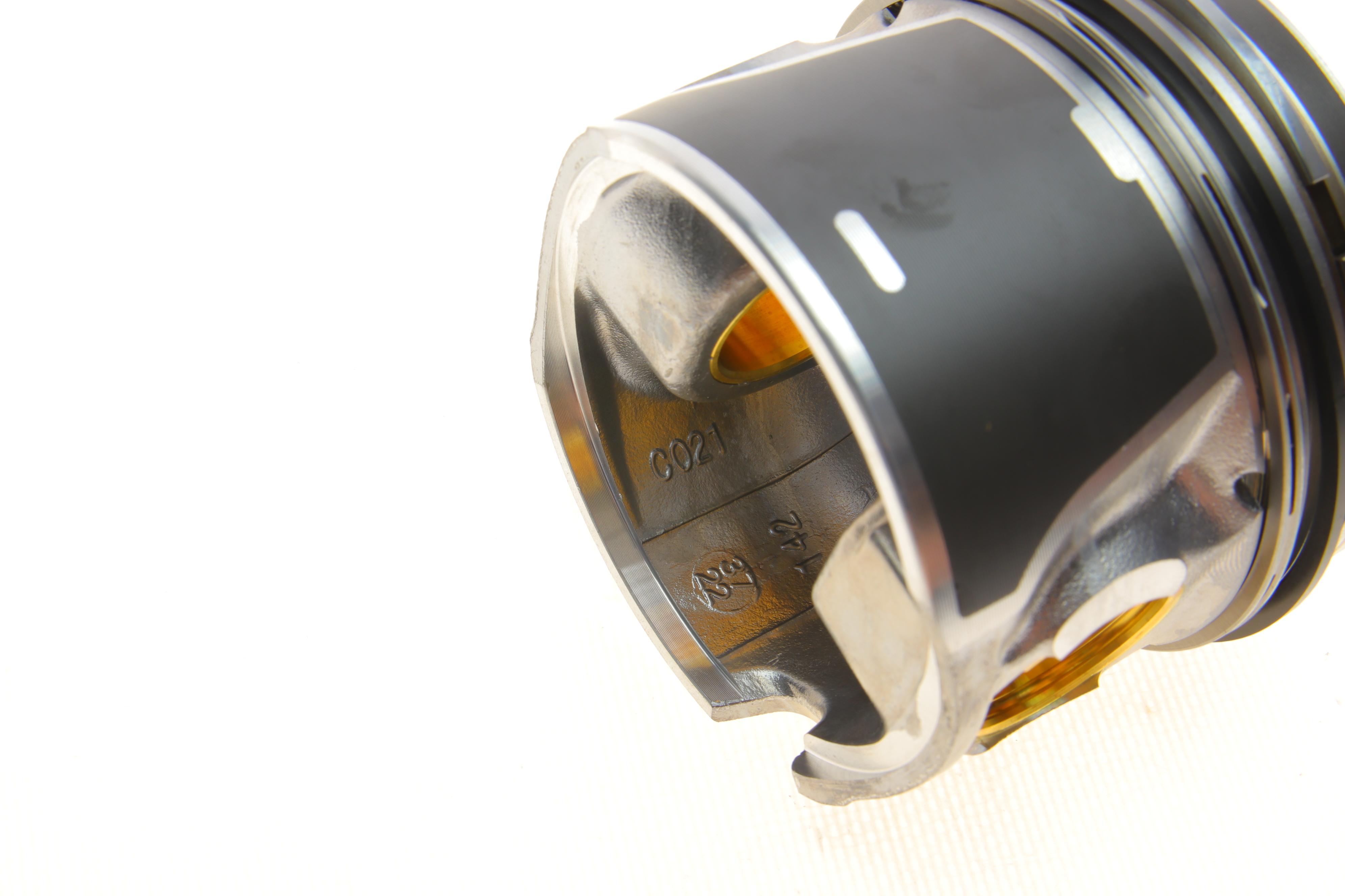 Поршень VW LT 2.5TDI (81.51mm/+0.5) (1-2 циліндр)