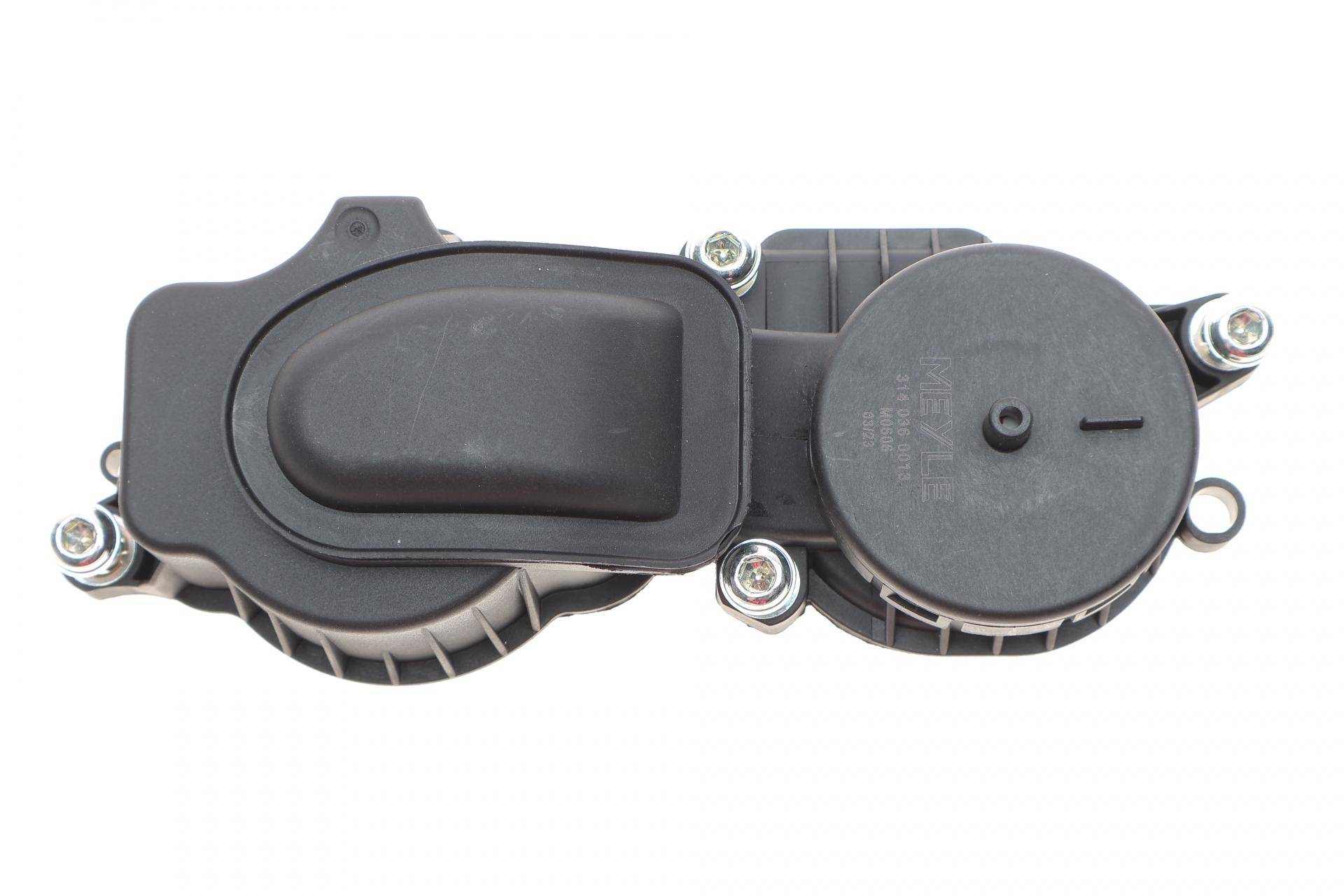 Клапан вентиляції картера BMW 3 (E46)/5 (E60)/7 (E65/E66/E67) 3.0d 02-10