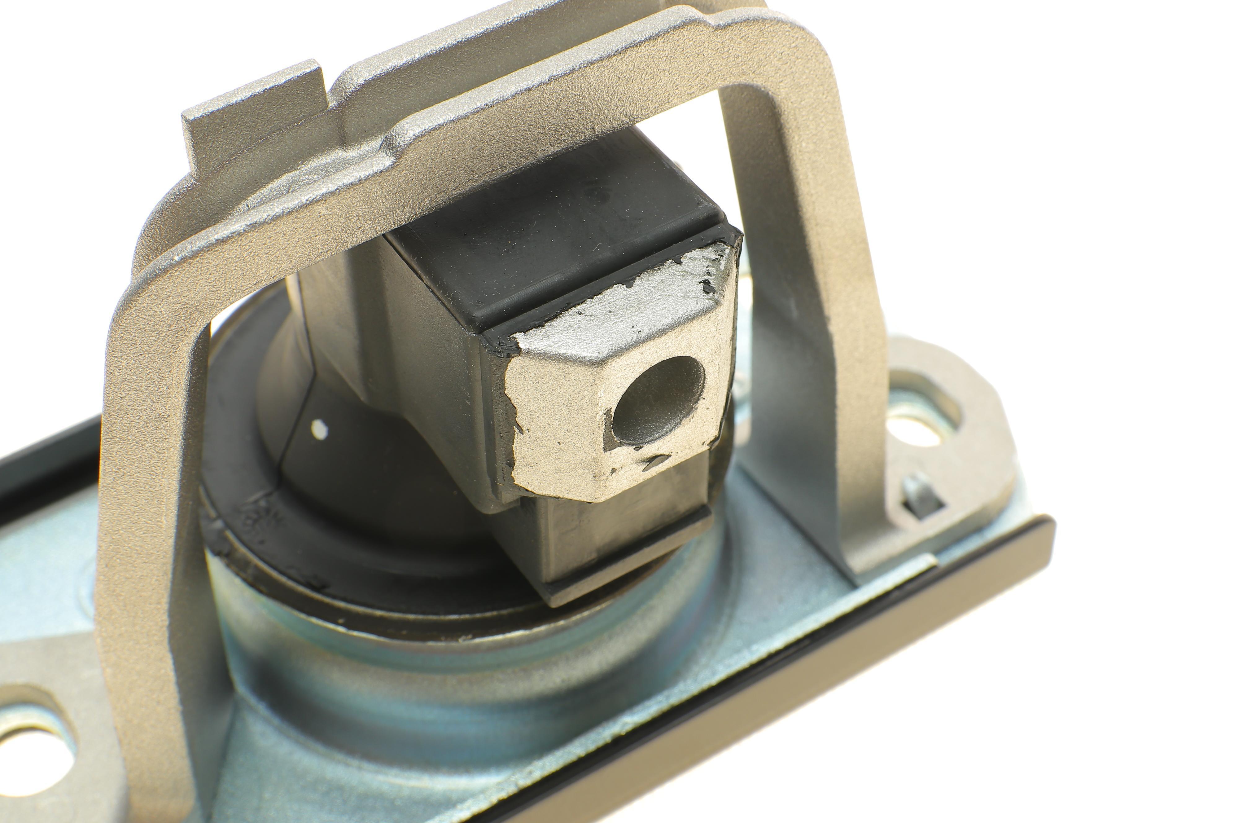 Подушка двигуна (R) Opel Vivaro 1.9dCi 01-