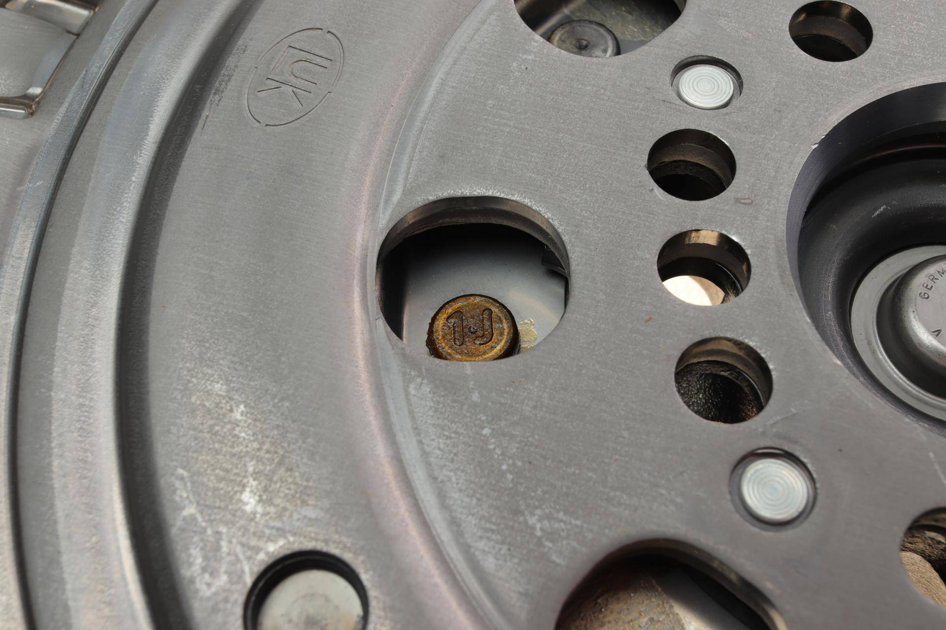 Демпфер зчеплення MB Sprinter (B906)/Vito (W639) 2.2CDI 09-, (OM651)