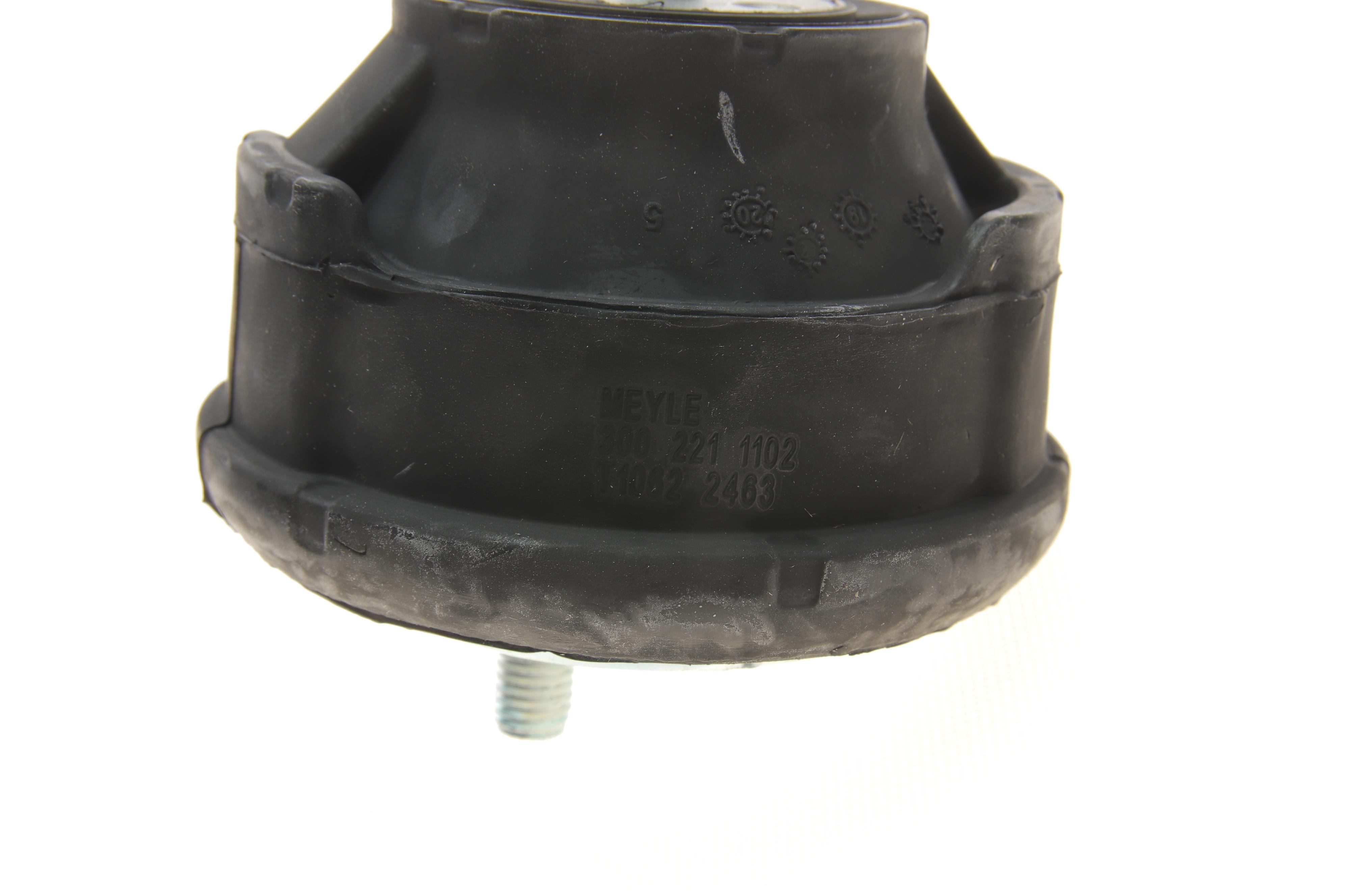 Подушка двигуна (R) BMW 3 (E46) 1.6-1.8/1.8-2.0d 01-07