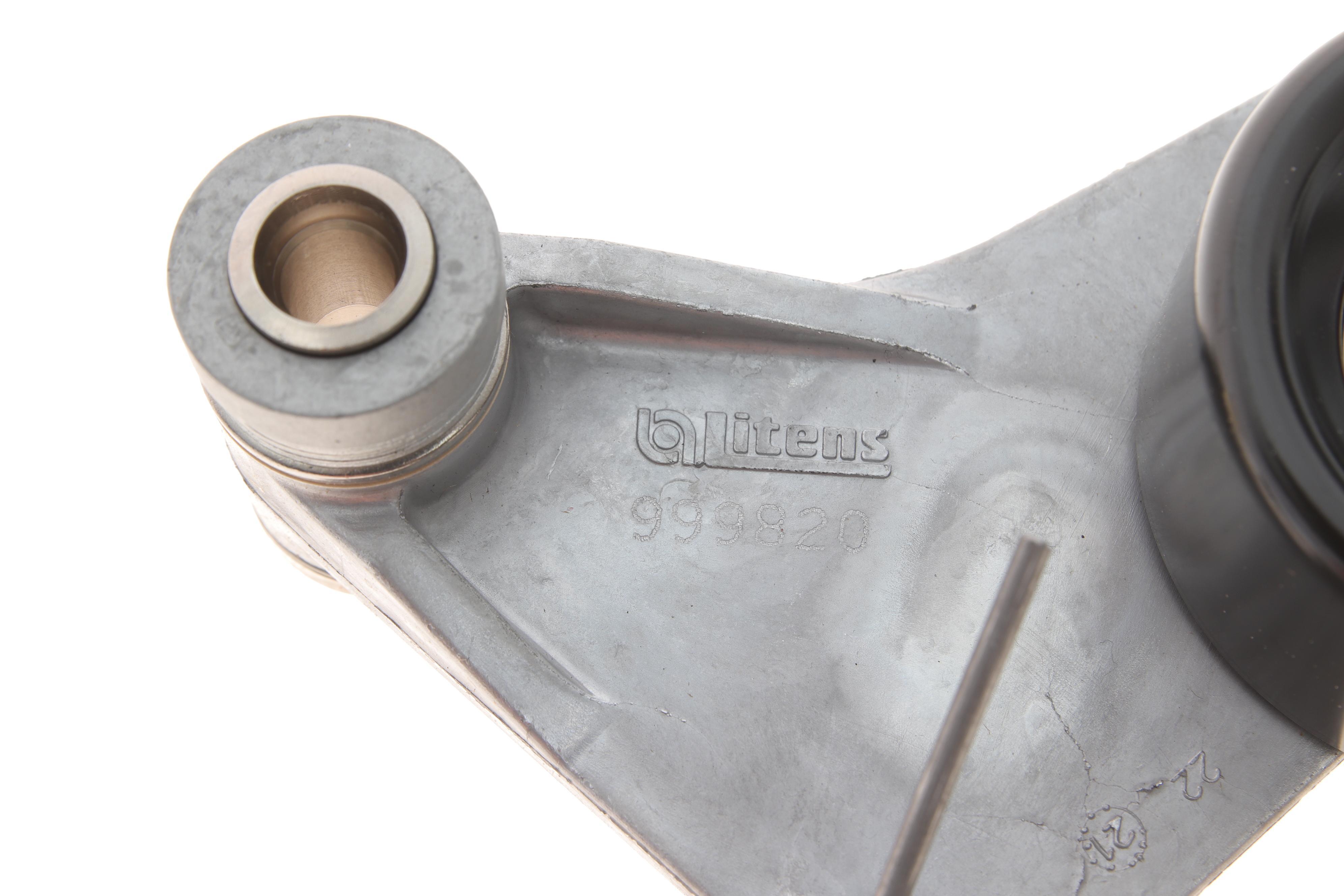 Натяжник ременя генератора Toyota Rav 4 2.4i 05-13/Camry 2.4 06-11