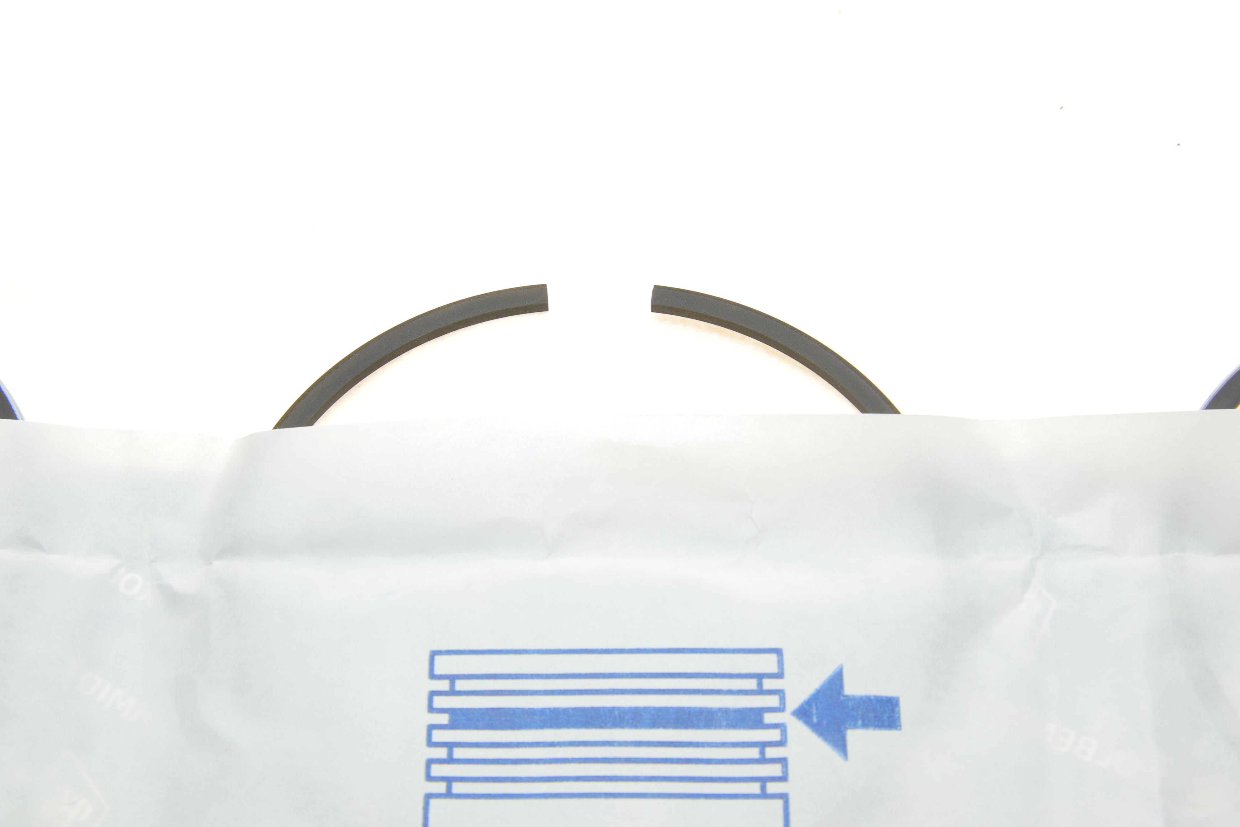 Кільця поршневі VW Caddy/Passat/Golf 1.6/1.8/2.2i 83-99 (81.51mm/+0.5) (1.5-1.75-3)