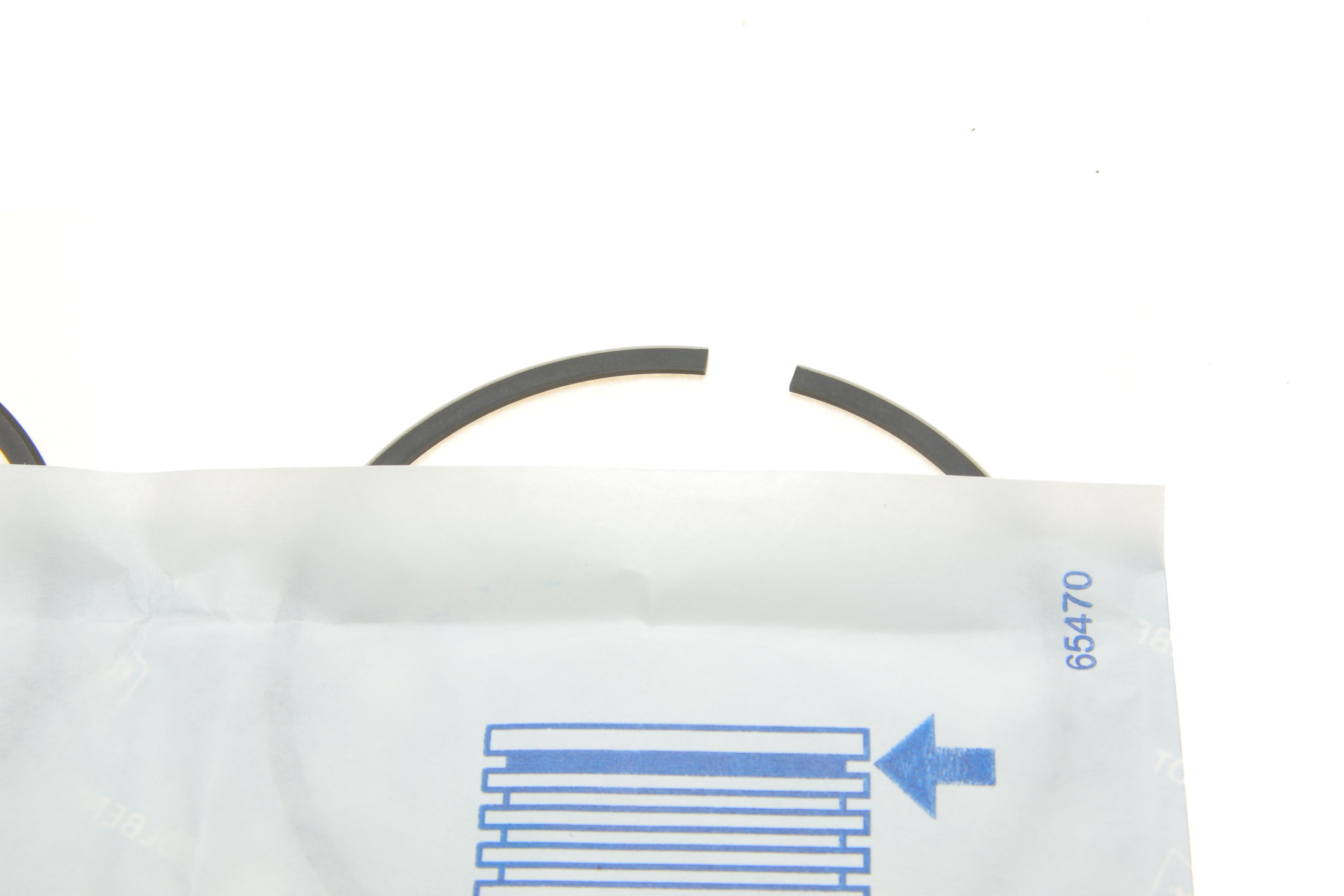 Кільця поршневі VW Caddy/Passat/Golf 1.6/1.8/2.2i 83-99 (81.51mm/+0.5) (1.5-1.75-3)