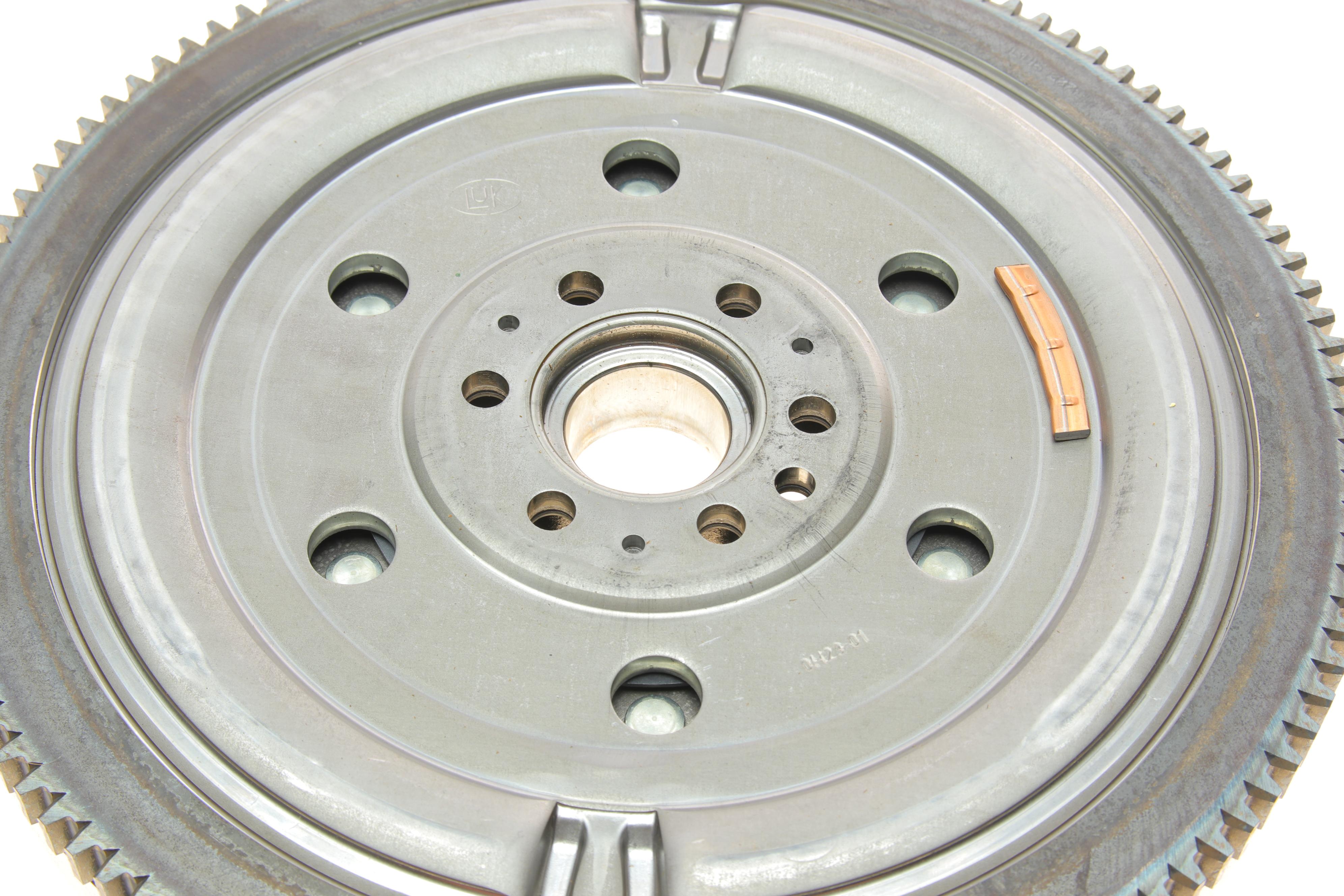 Демпфер зчеплення Ford Transit Connect 1.5TDCi 15-, 88kw/1.6TDCi 13-, 85kw