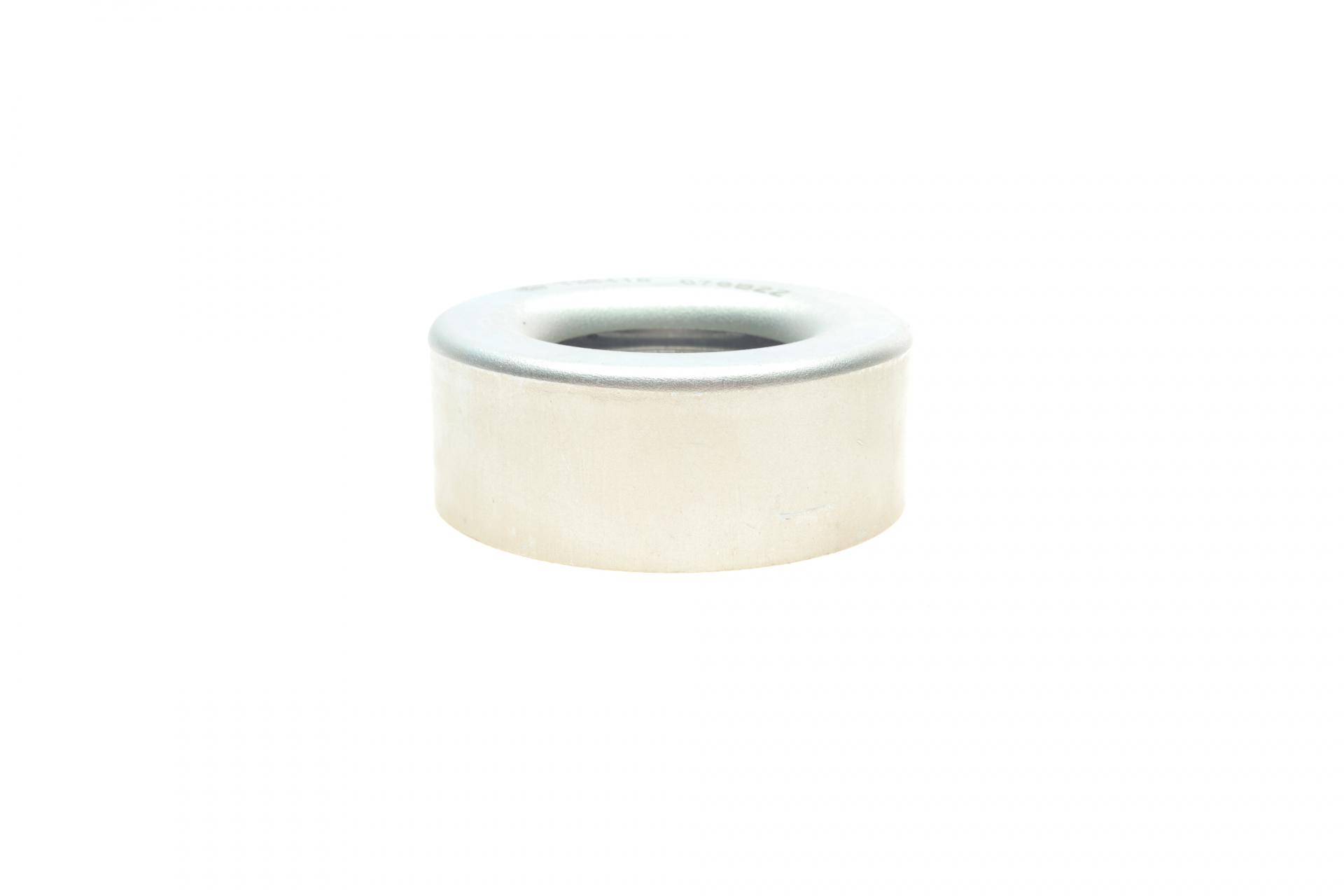 Ролик генератора Mazda 2/3 1,3-1,6 i 03-09 (паразитный) (73x28)