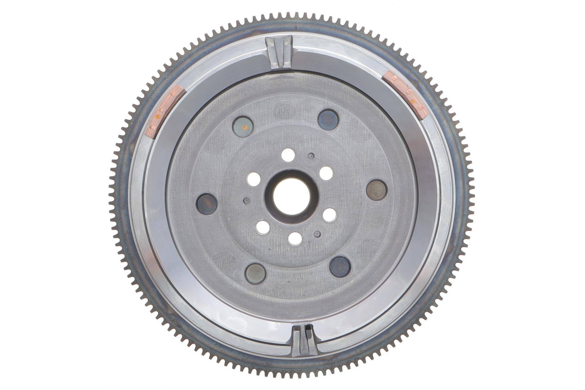 Демпфер зчеплення Audi A4/A6/Skoda Superb/VW Passat 1.6/1.8/2.0