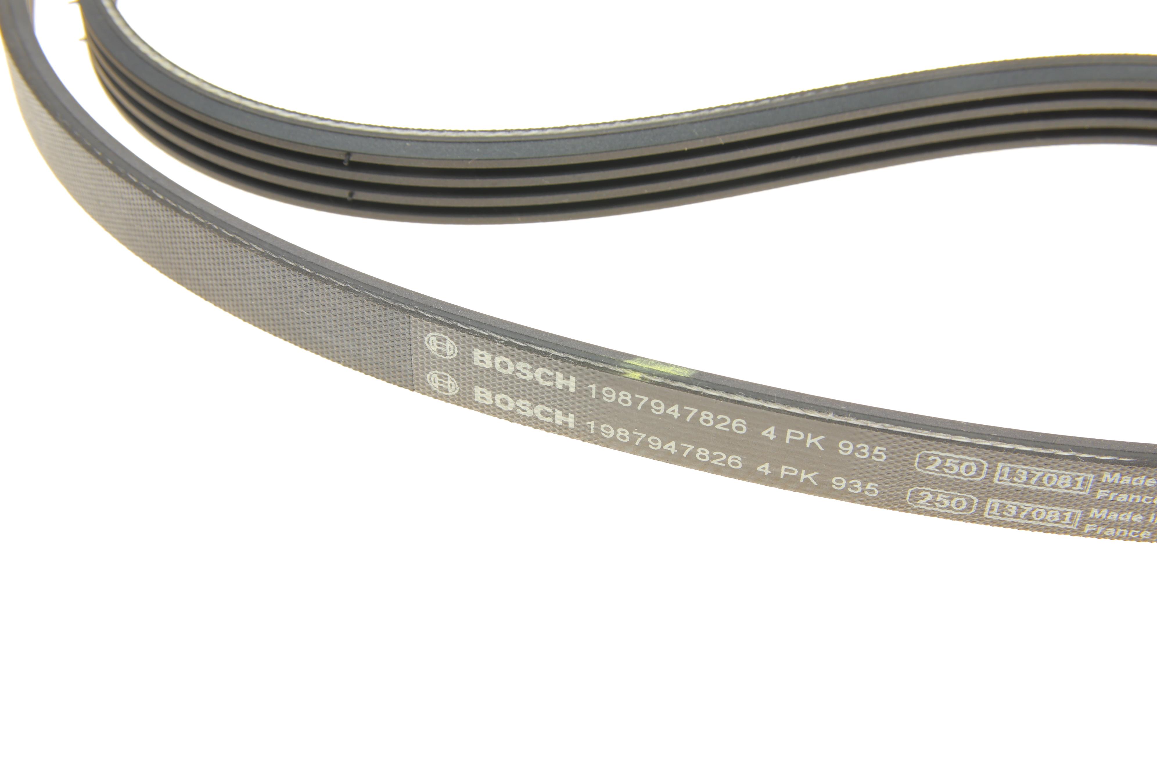 Ремінь генератора Mitsubishi Galant 1.8/2.0 87-03/Toyota Hilux 2.4 97-05 (4PK935)