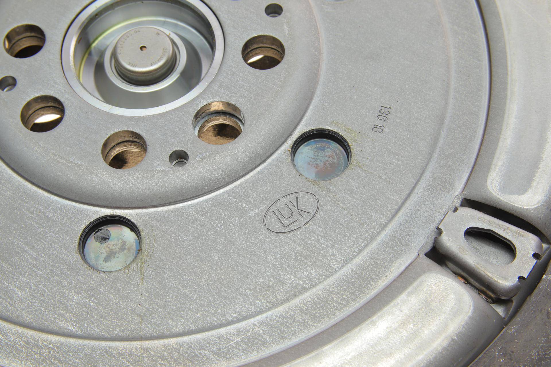 Демпфер зчеплення BMW 5 (E60)/X5 (E53) 03-09 M57 D30