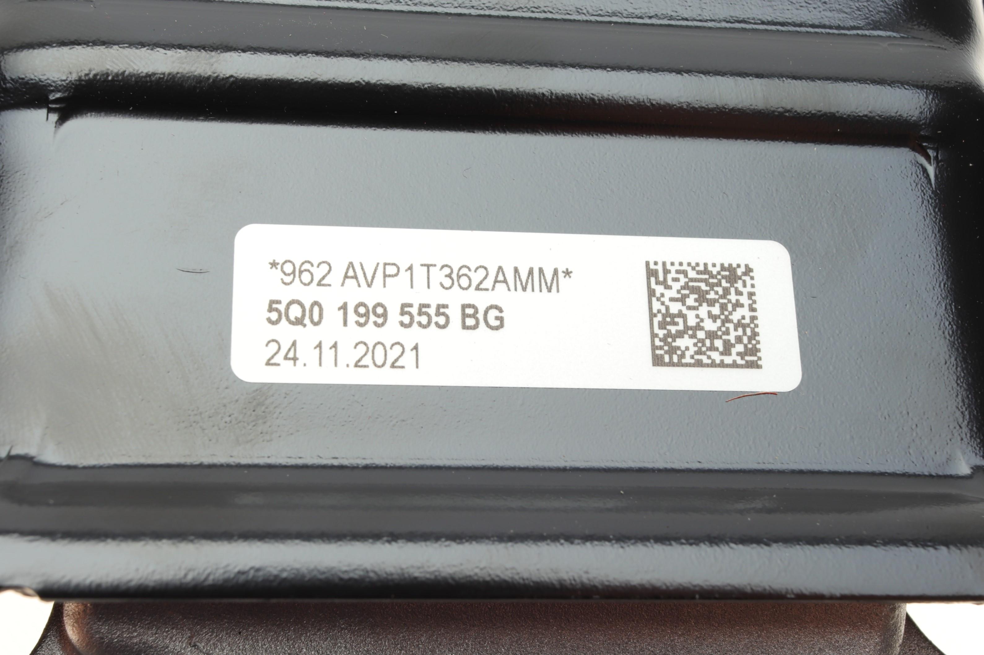 Подушка КПП VW Caddy IV 1.6 TDI 12- (L)