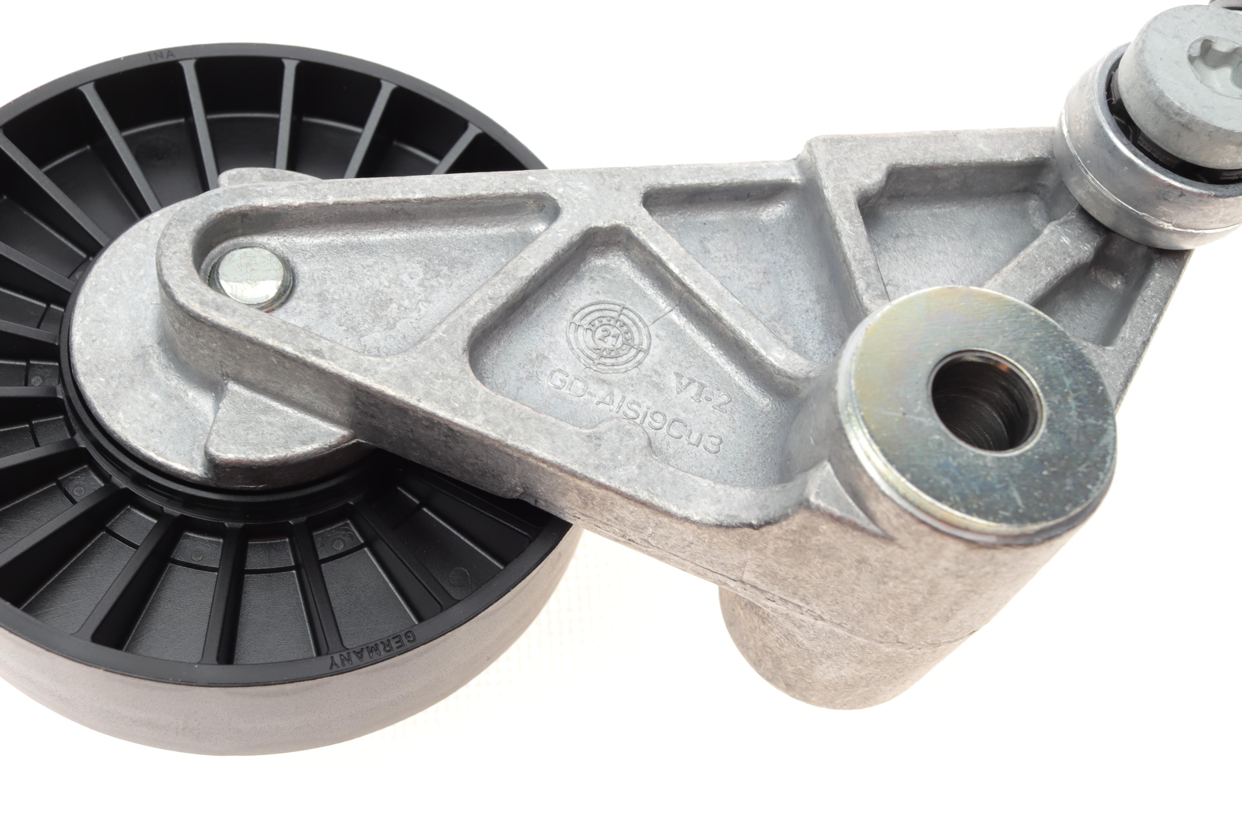 Натяжник ременя генератора Opel Omega B 2.2DI 00-, Y22 DTH