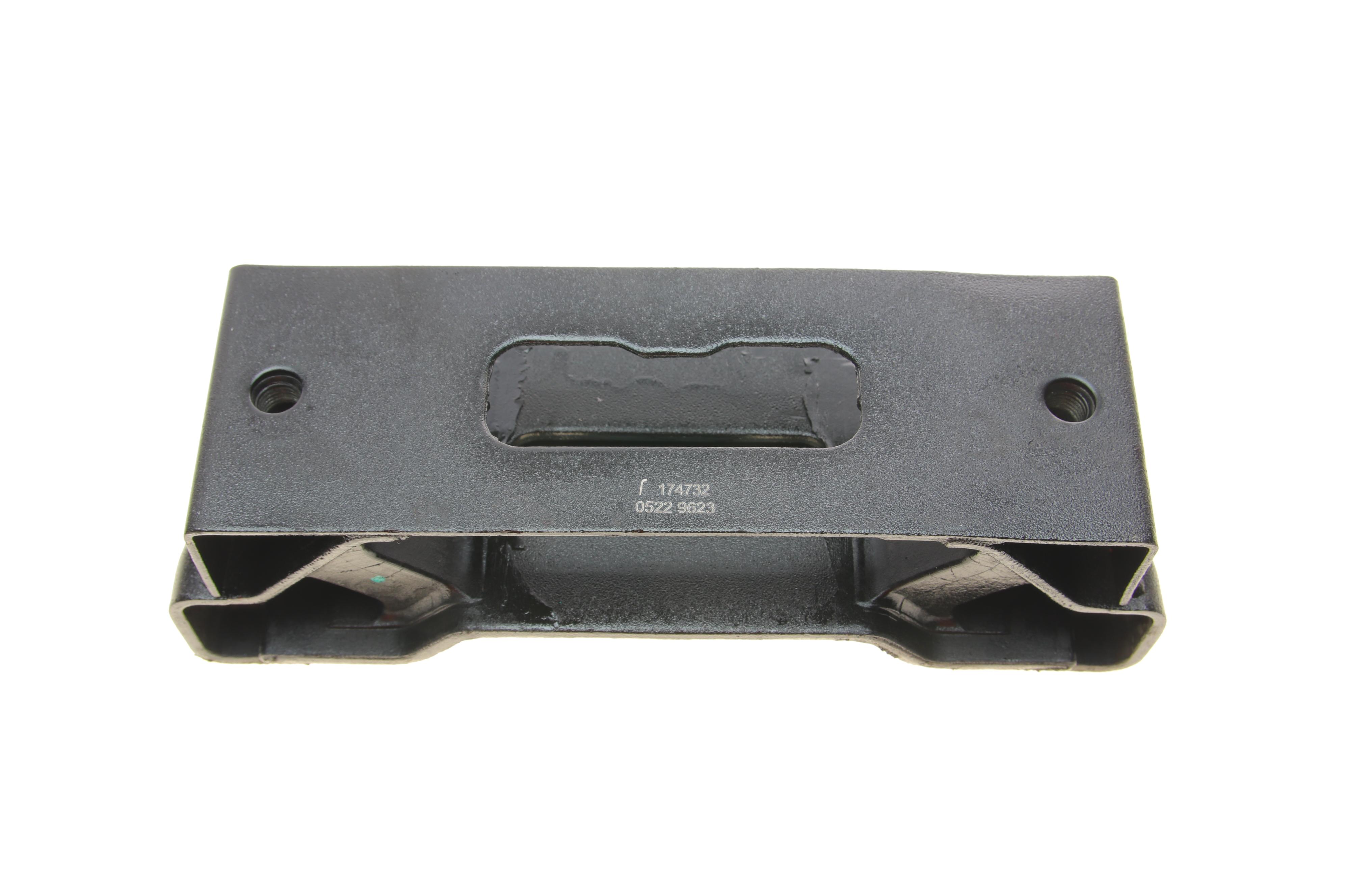 Подушка двигуна Suzuki Grand Escudo 05-11